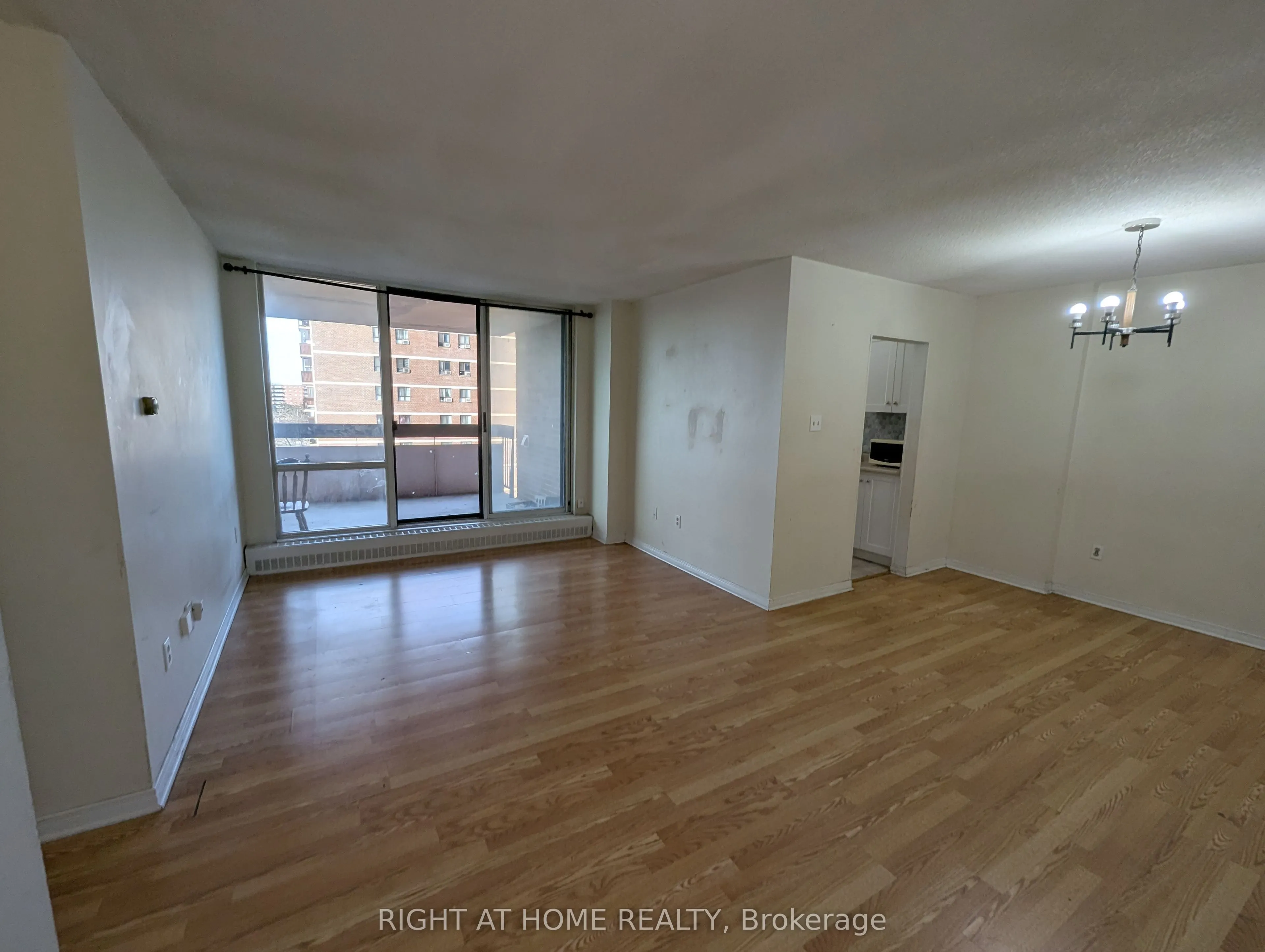 1615 Bloor Street N #708