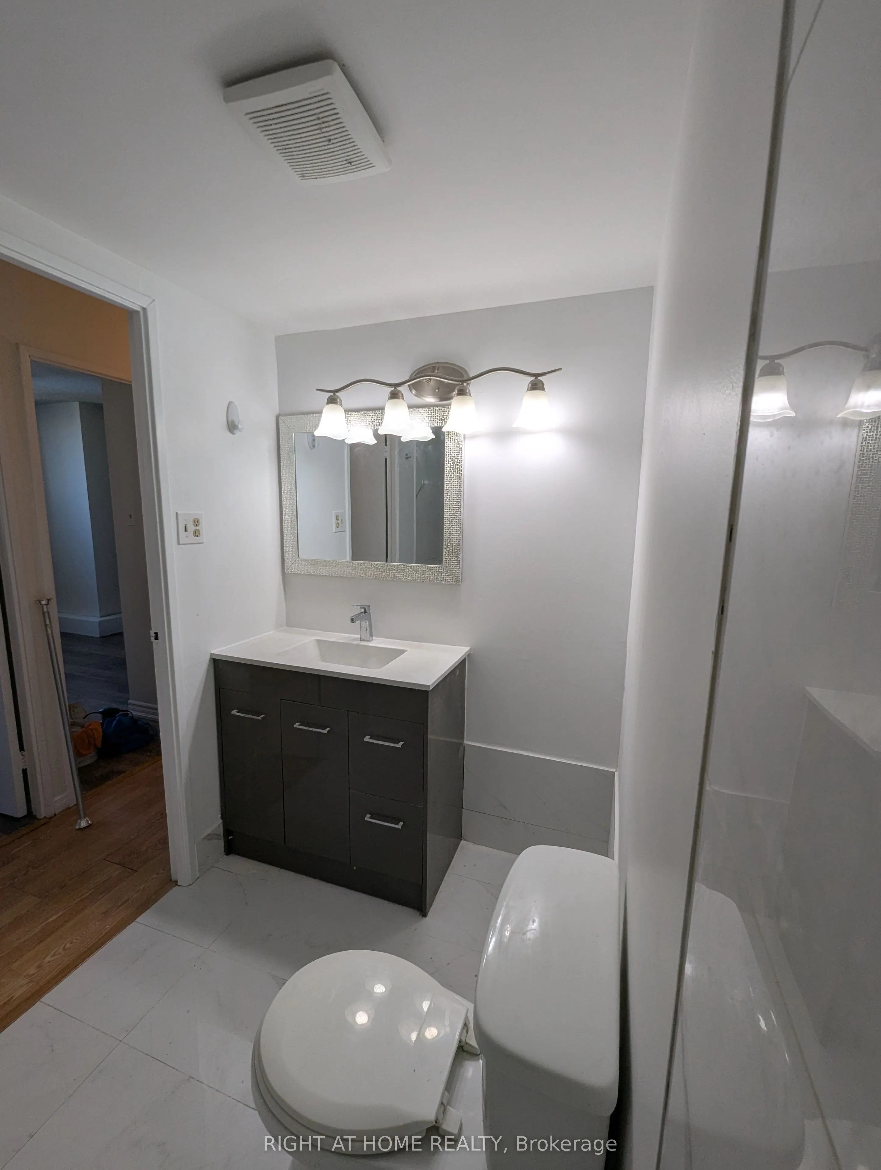 1615 Bloor Street N #708