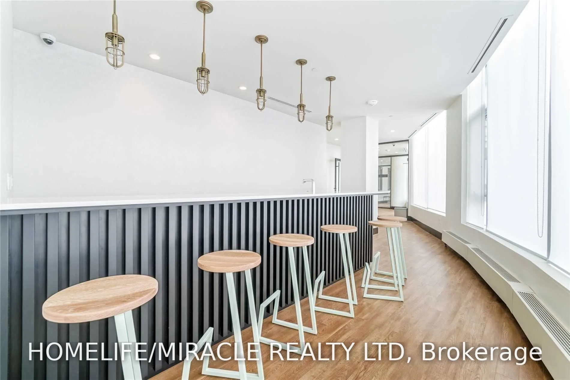 2520 Eglinton Avenue W #701