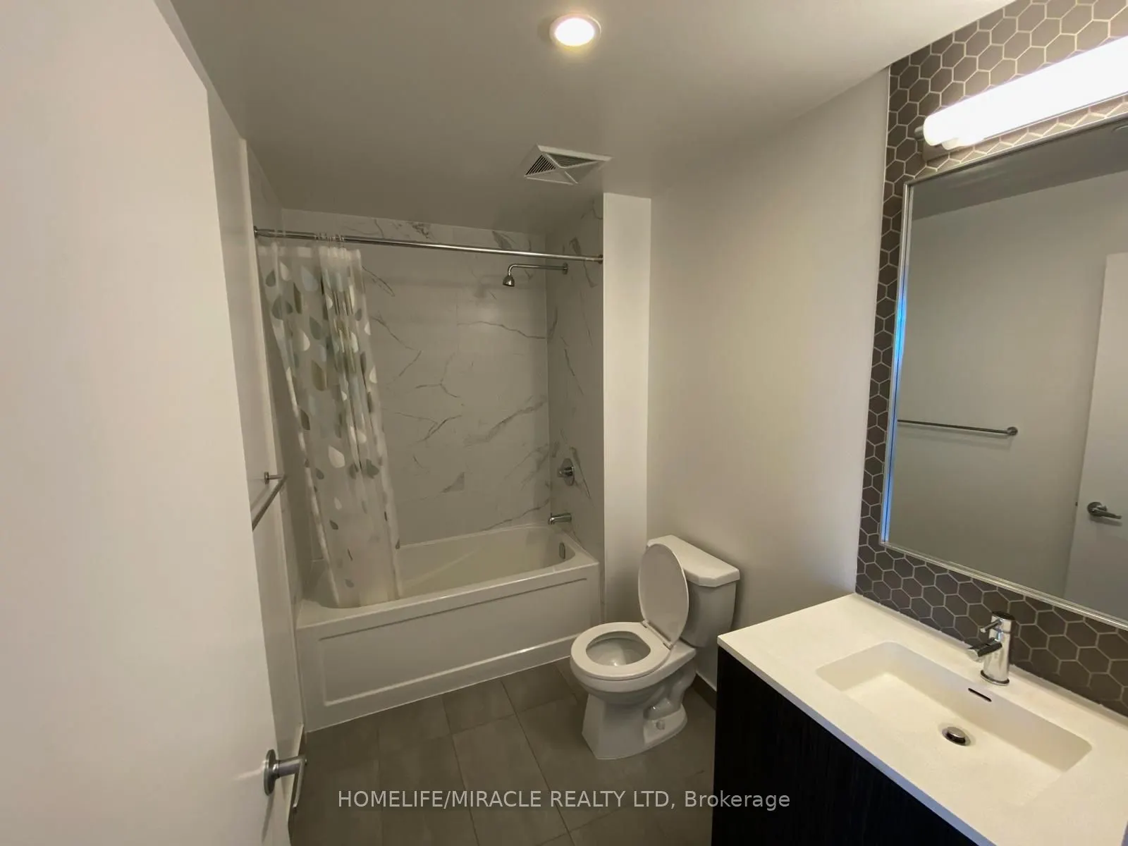 2520 Eglinton Avenue W #701