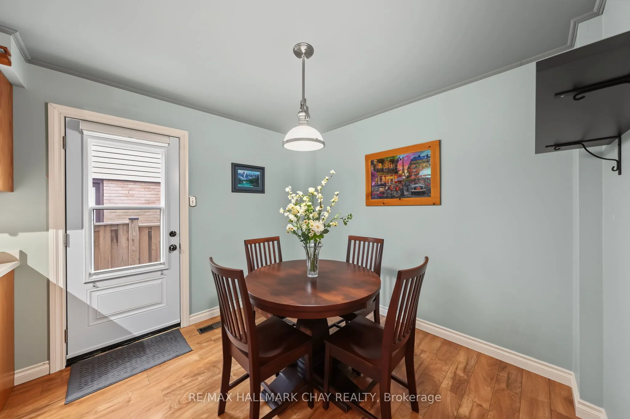 57 Newbridge Crescent