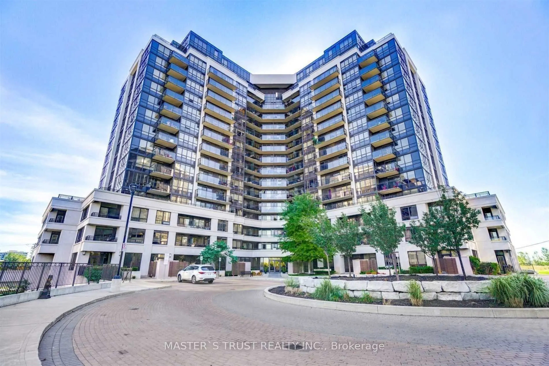 1060 Sheppard Avenue W #807