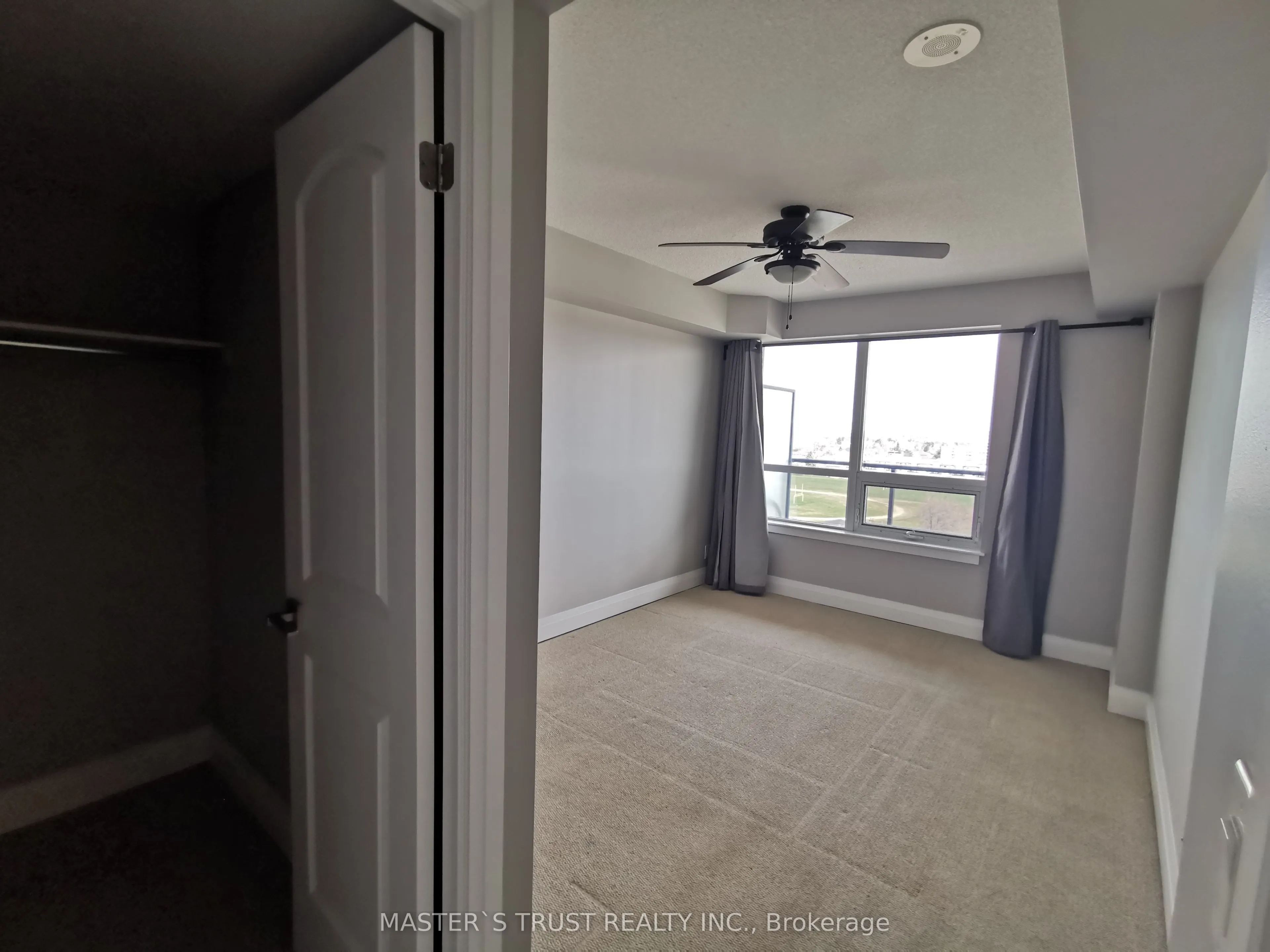 1060 Sheppard Avenue W #807