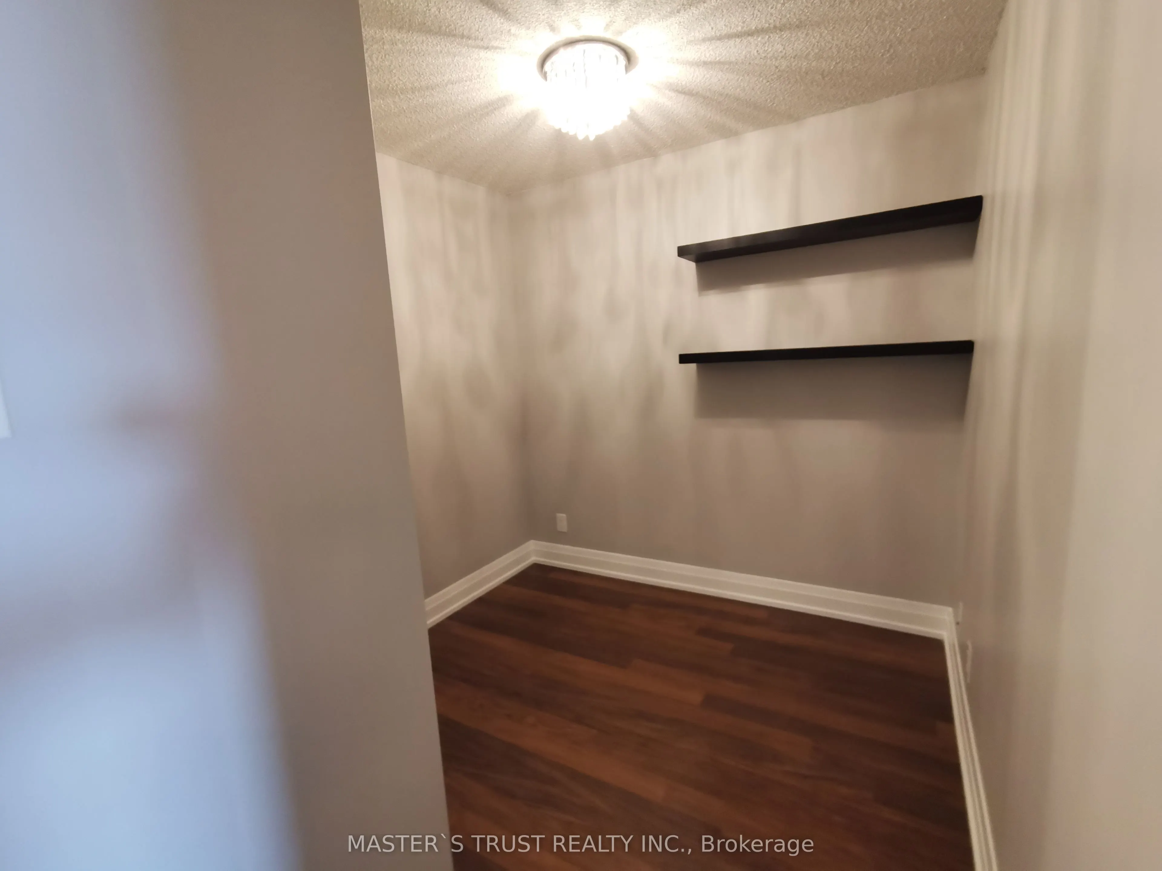 1060 Sheppard Avenue W #807