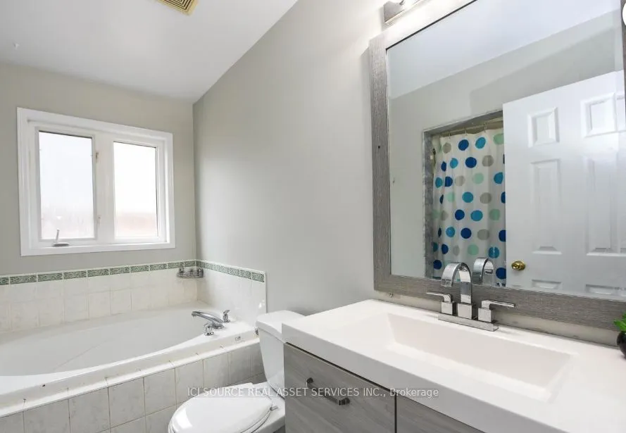 3141 Turbine Crescent #Main & Upper Floors