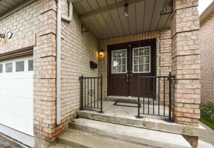 3141 Turbine Crescent #Main & Upper Floors