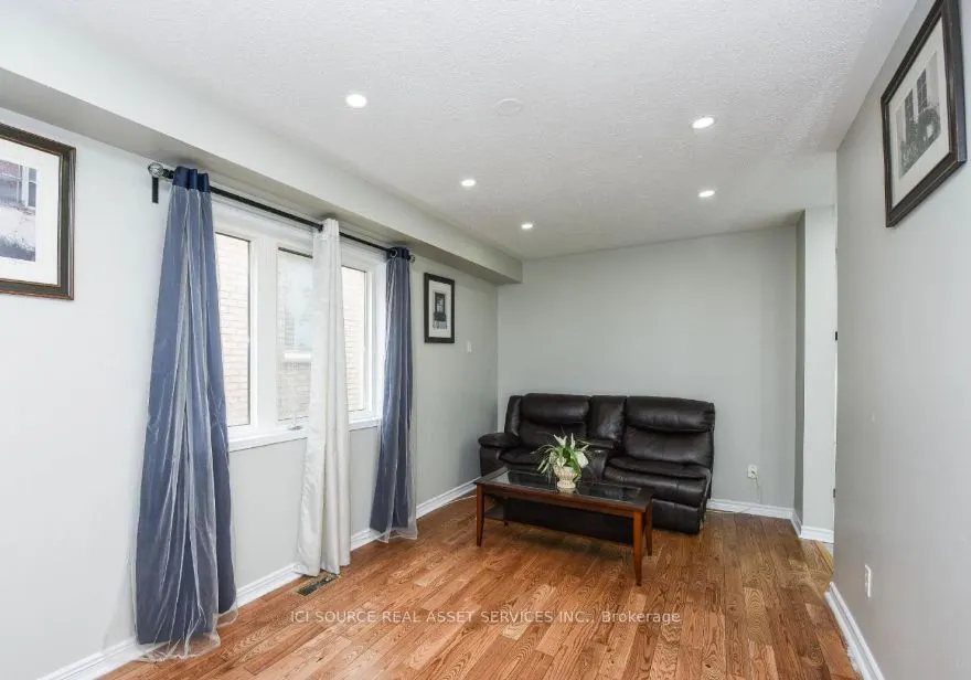 3141 Turbine Crescent #Main & Upper Floors