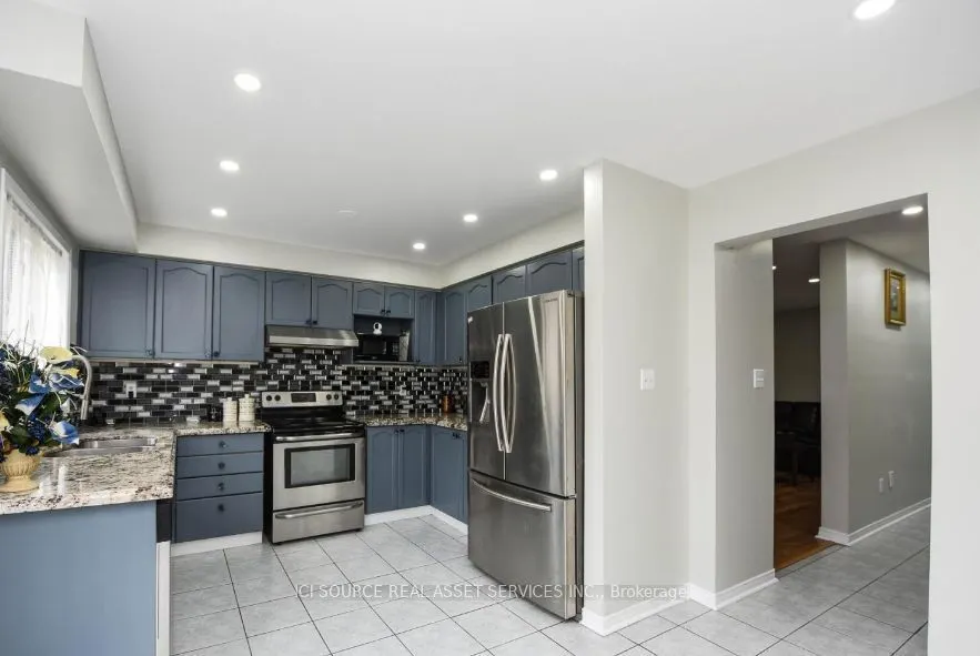 3141 Turbine Crescent #Main & Upper Floors