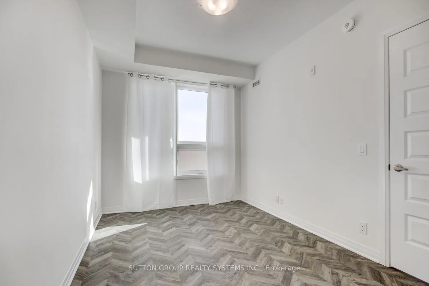 1105 Leger Way #301