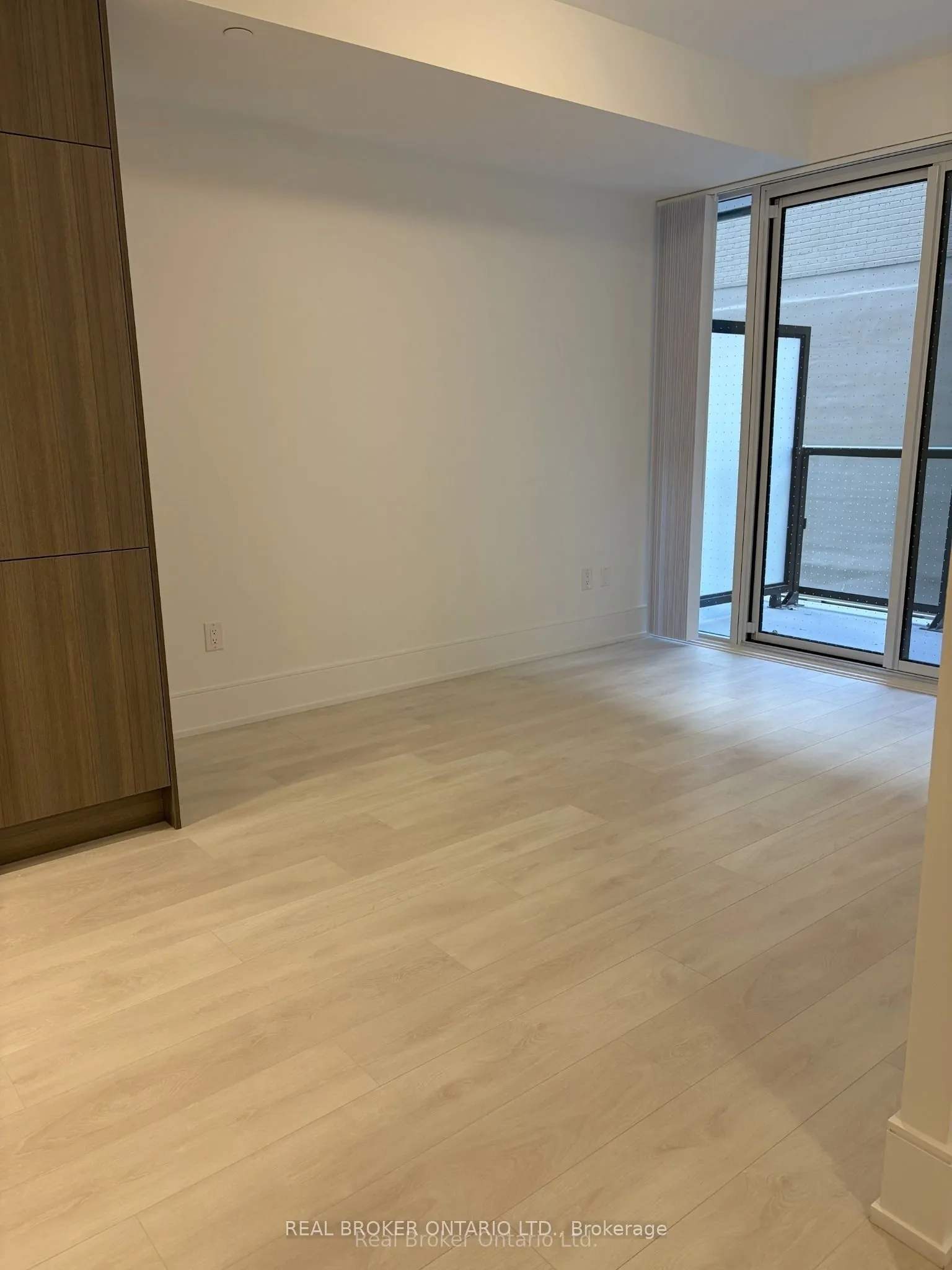 2450 Bloor Street W #306