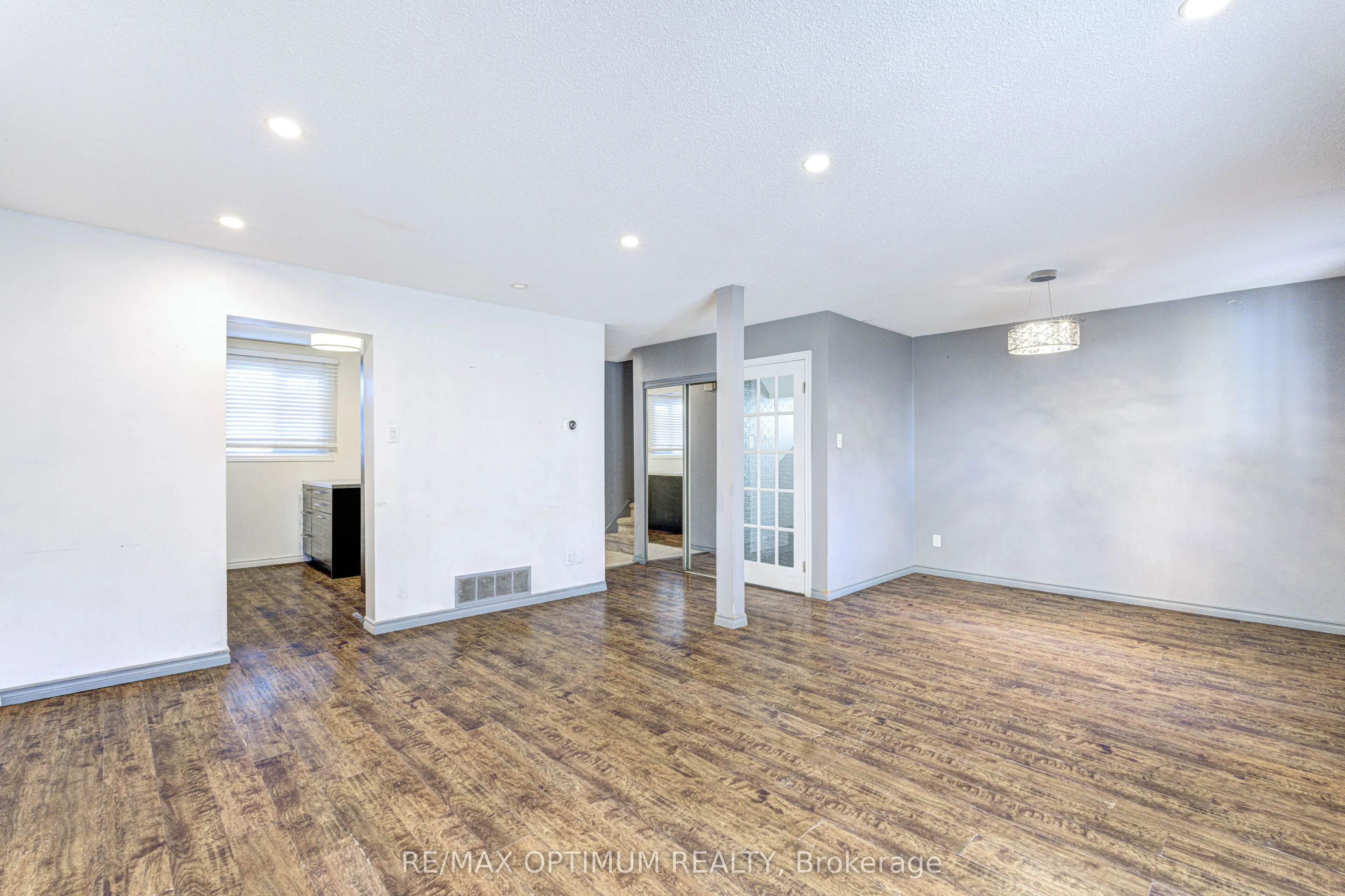 45 Hansen Road N #17