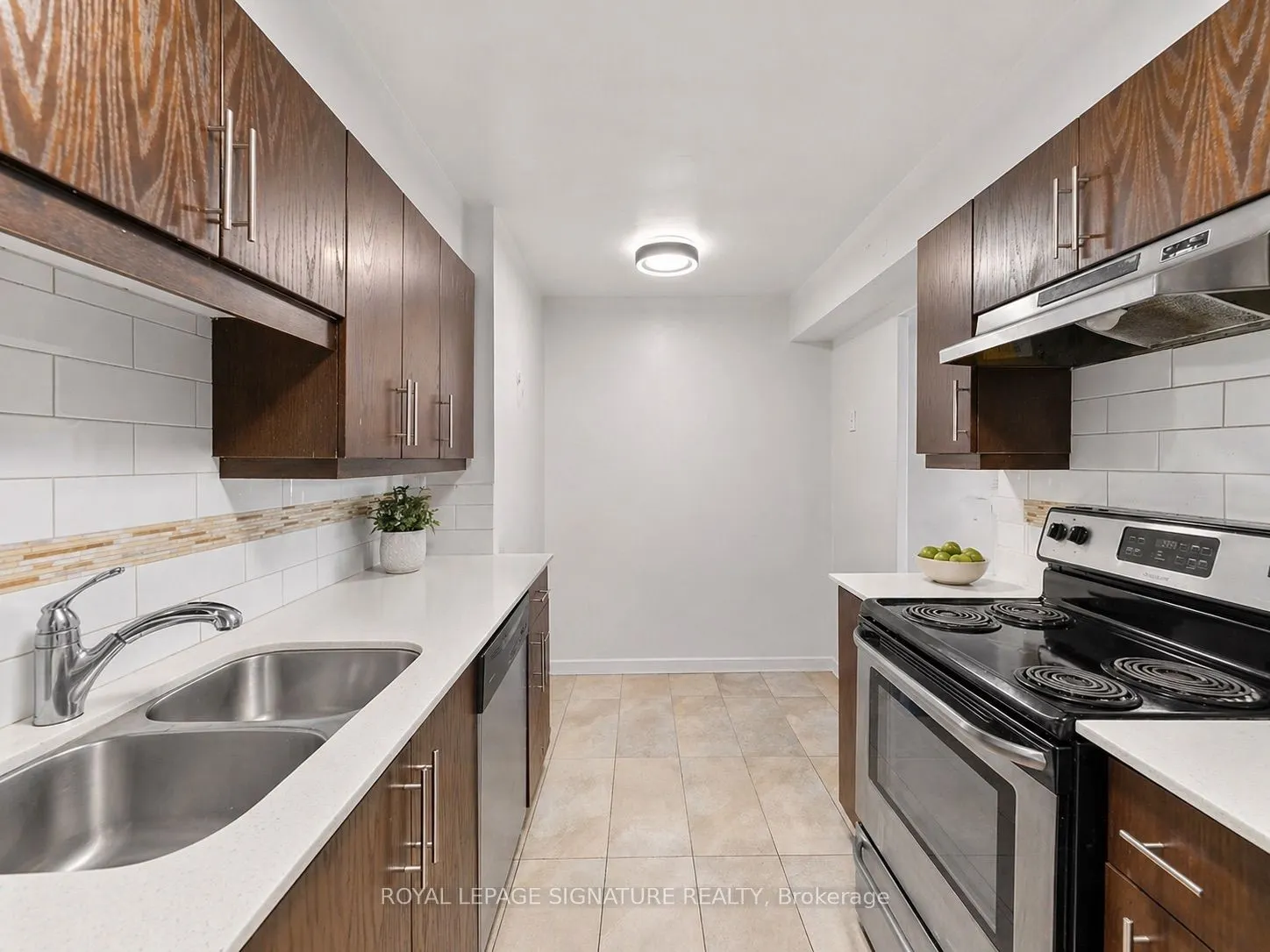 2825 Islington Avenue #905