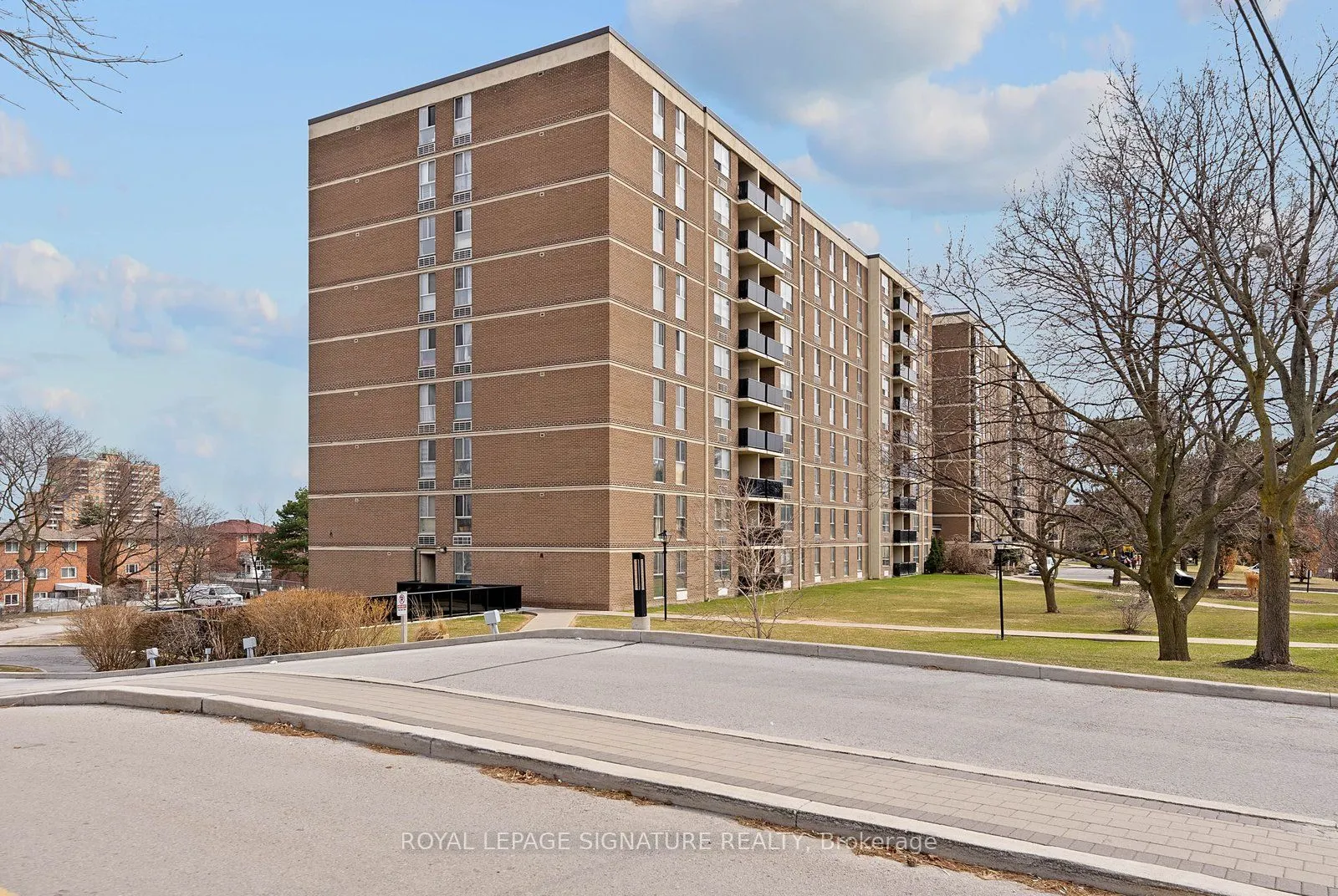 2825 Islington Avenue #905