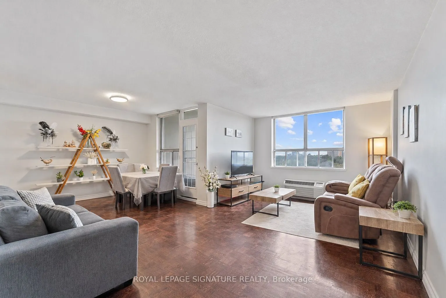 2825 Islington Avenue #905
