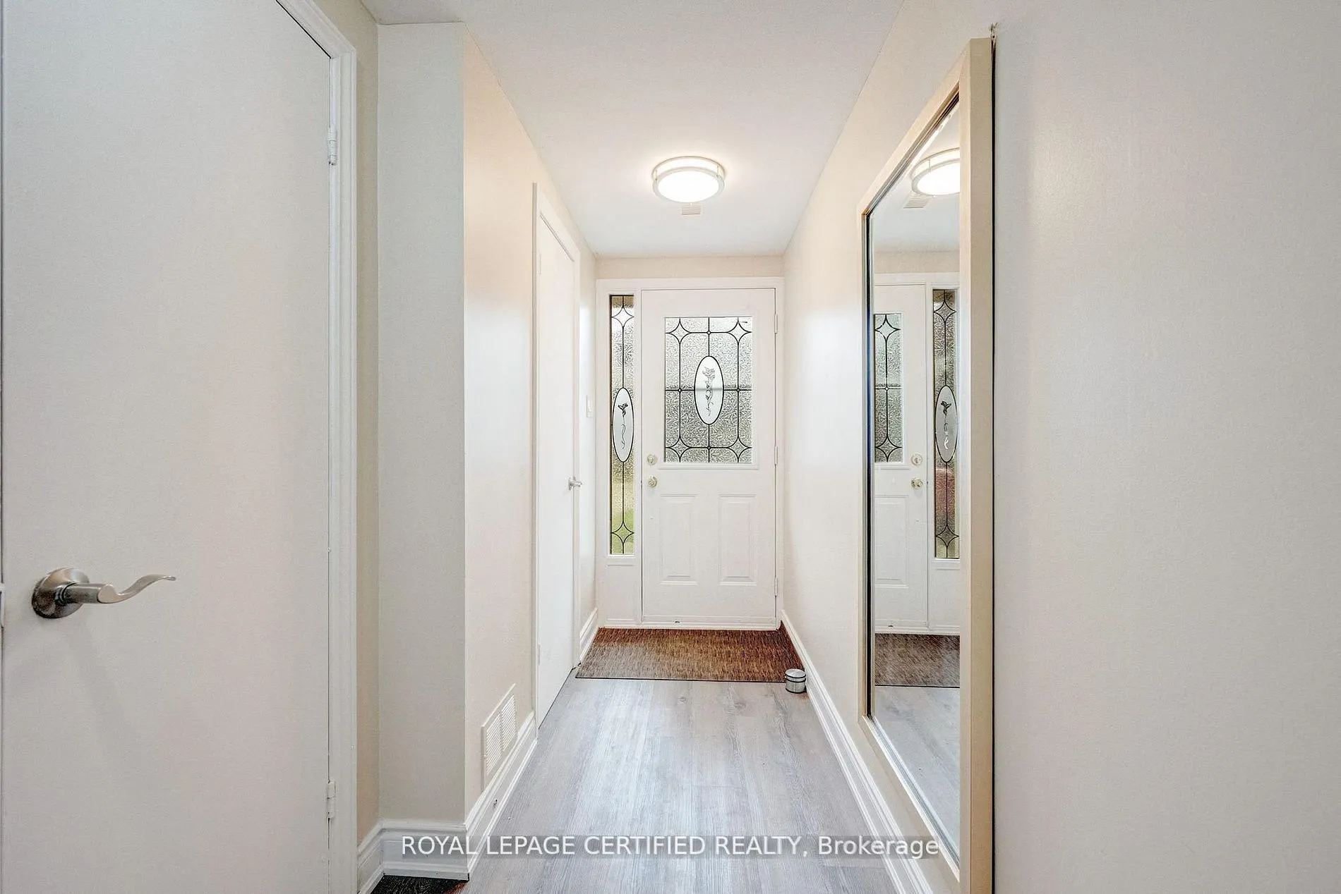 371 Bronte Street S #91