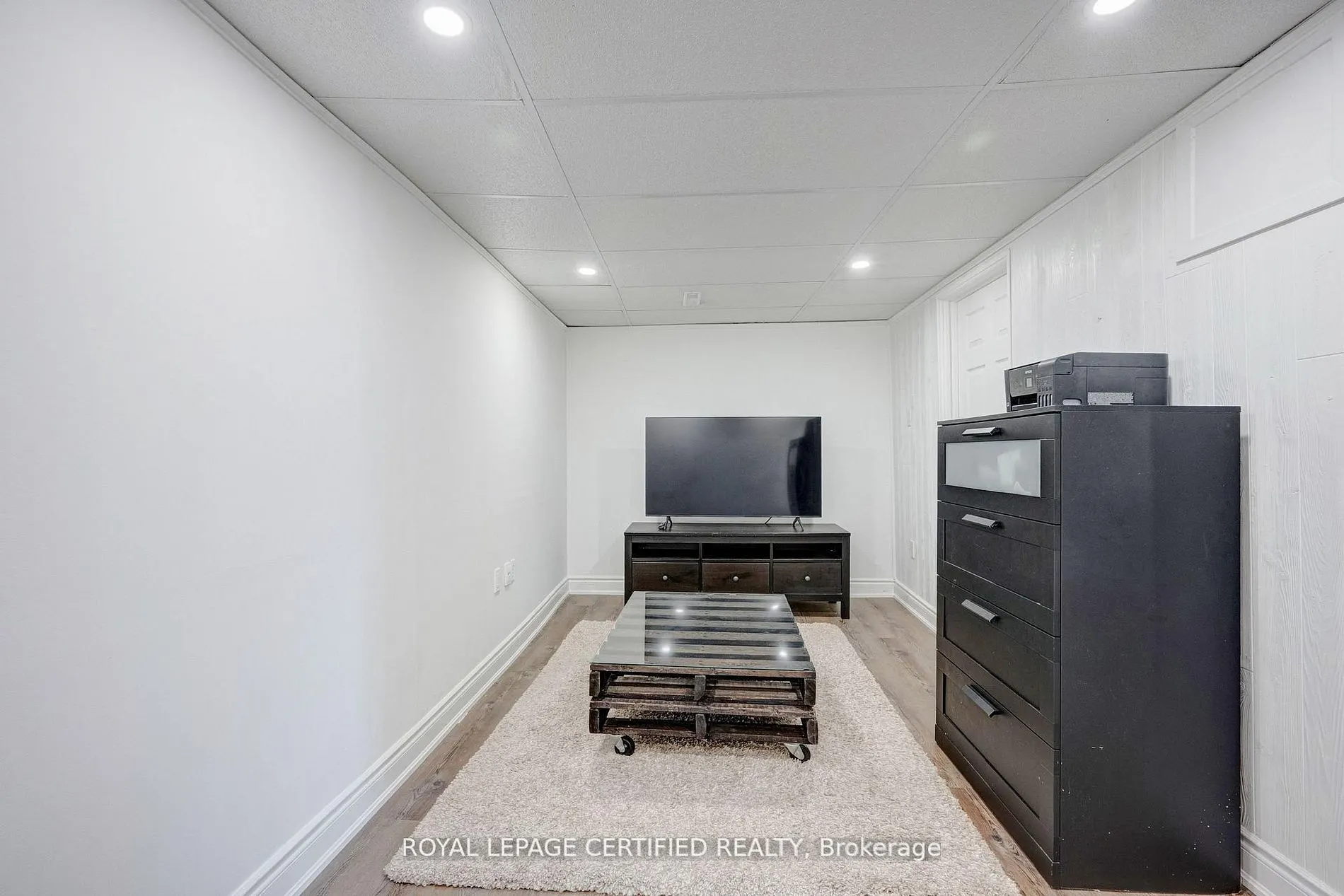 371 Bronte Street S #91