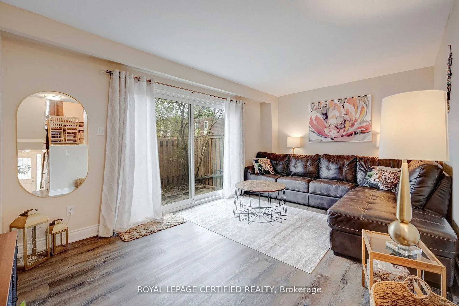 371 Bronte Street S #91