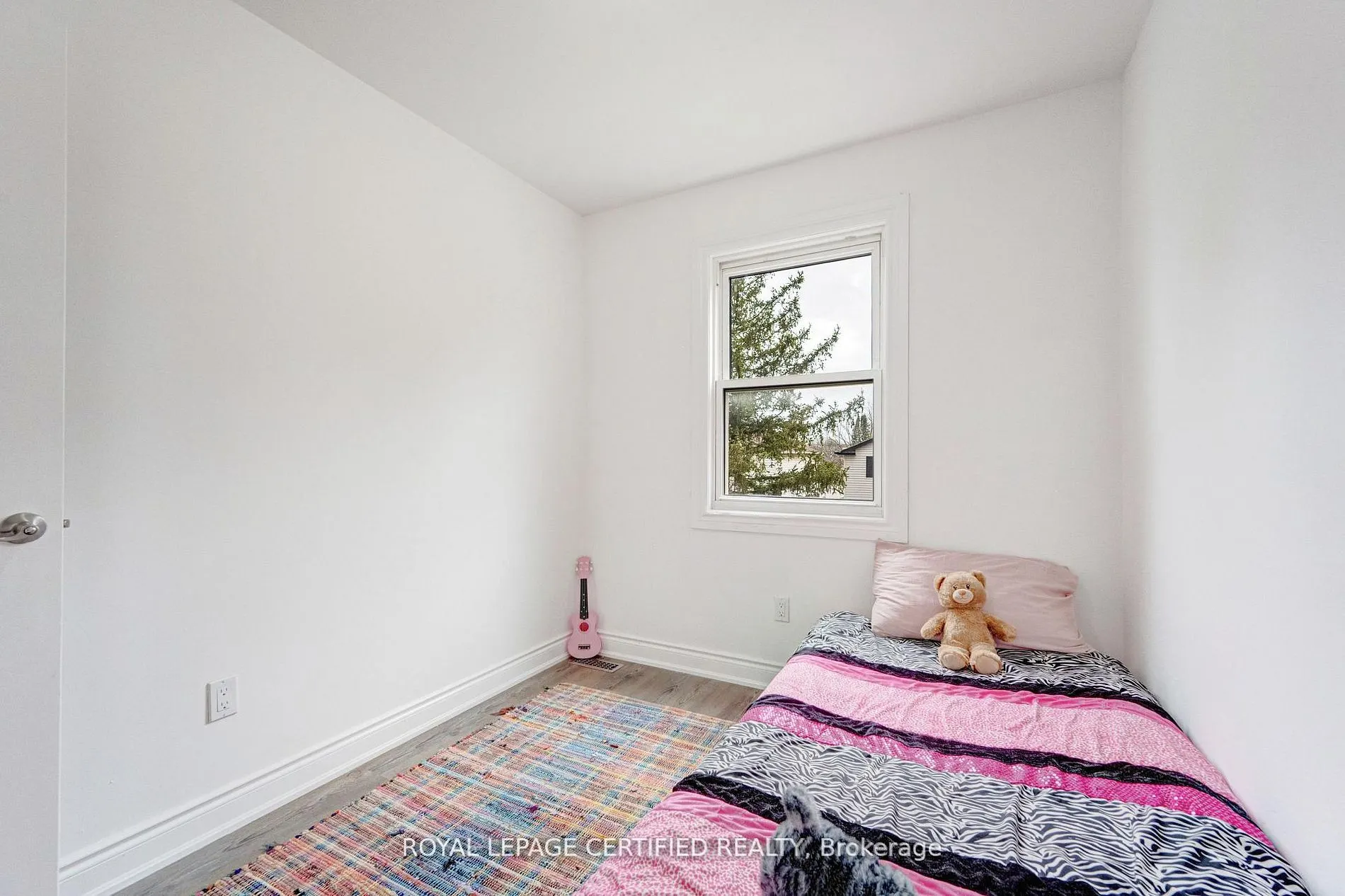 371 Bronte Street S #91