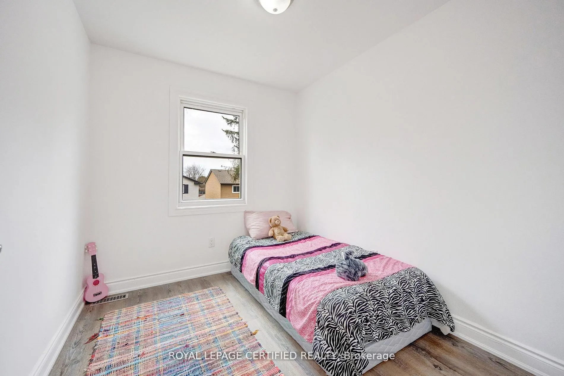371 Bronte Street S #91