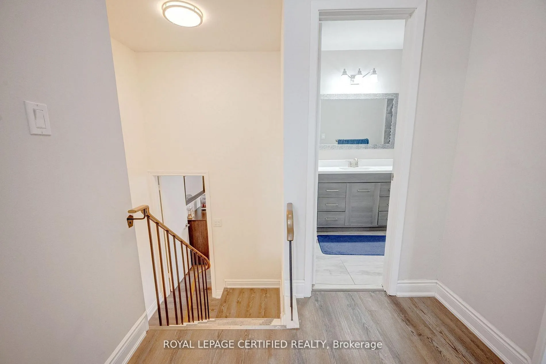 371 Bronte Street S #91