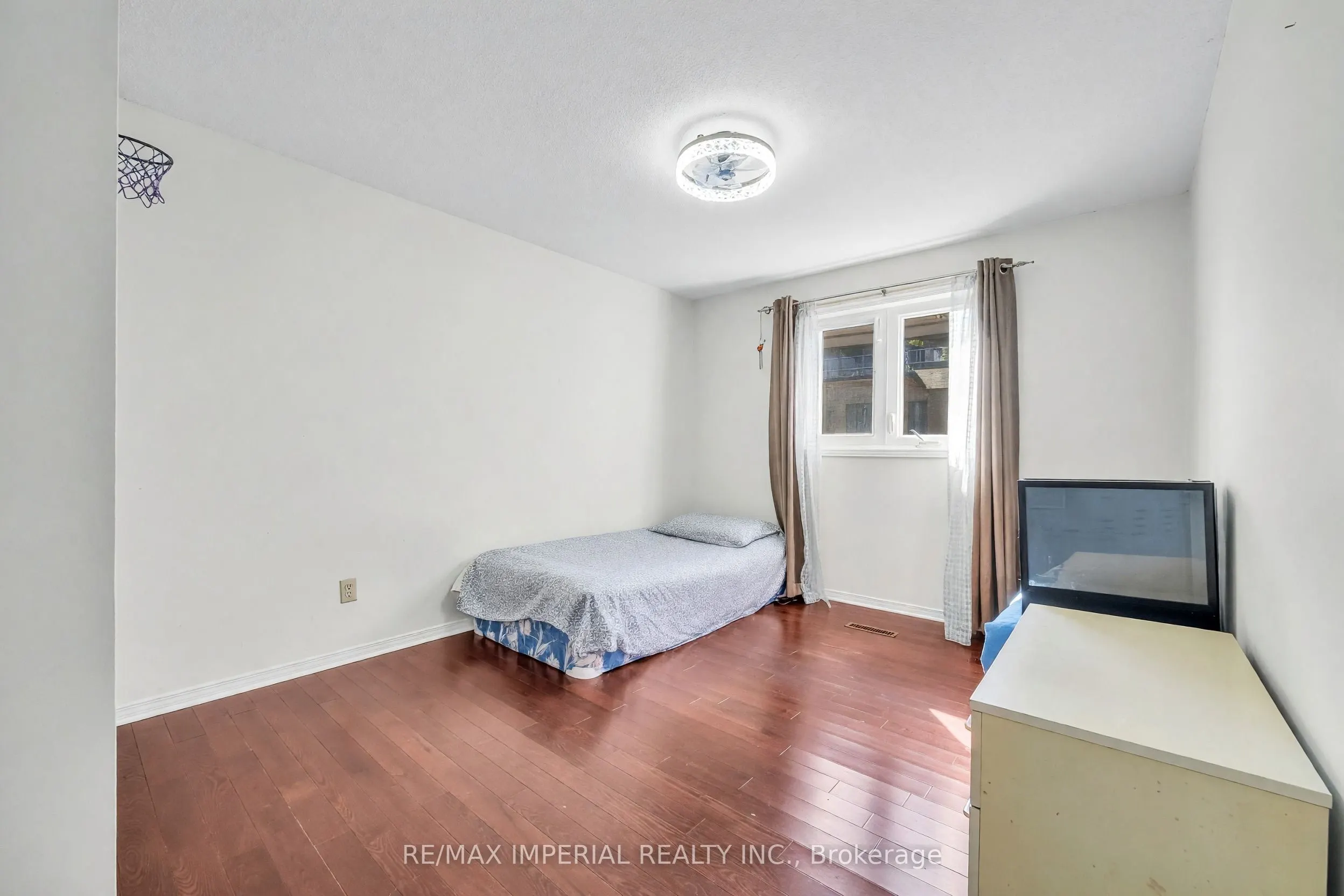 4357 Jenkins Crescent