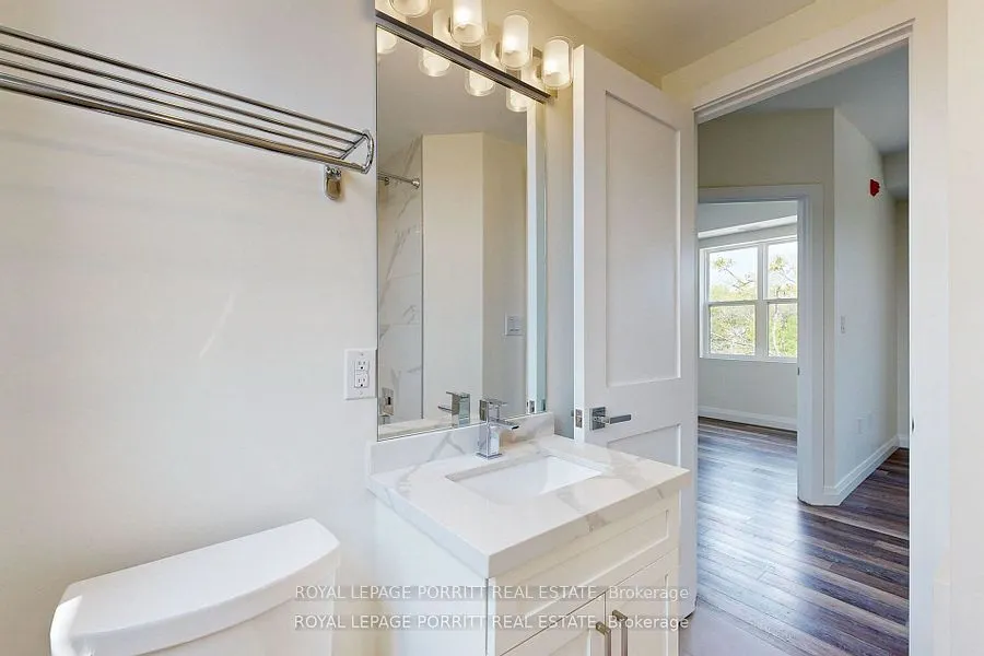 254 Armadale Avenue ##1