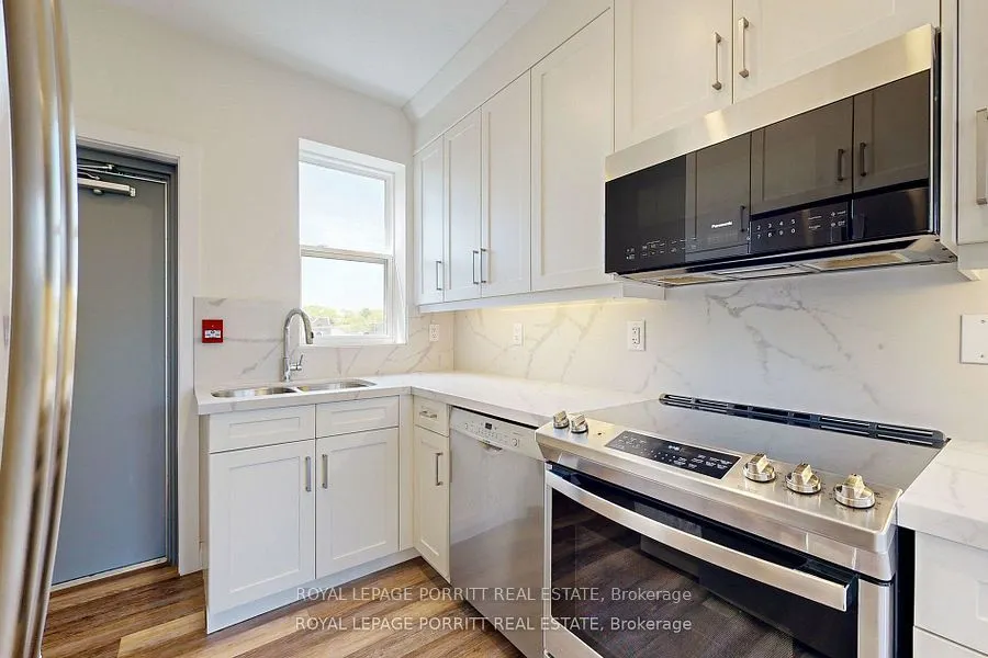 254 Armadale Avenue ##1