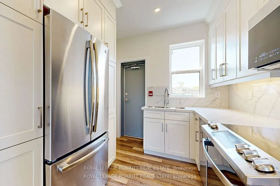 254 Armadale Avenue ##1