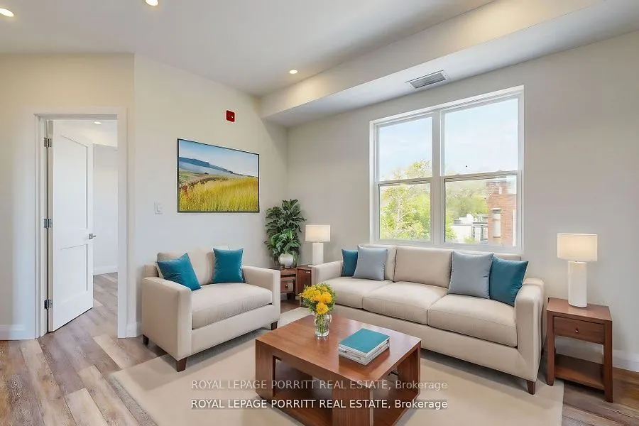 254 Armadale Avenue ##1
