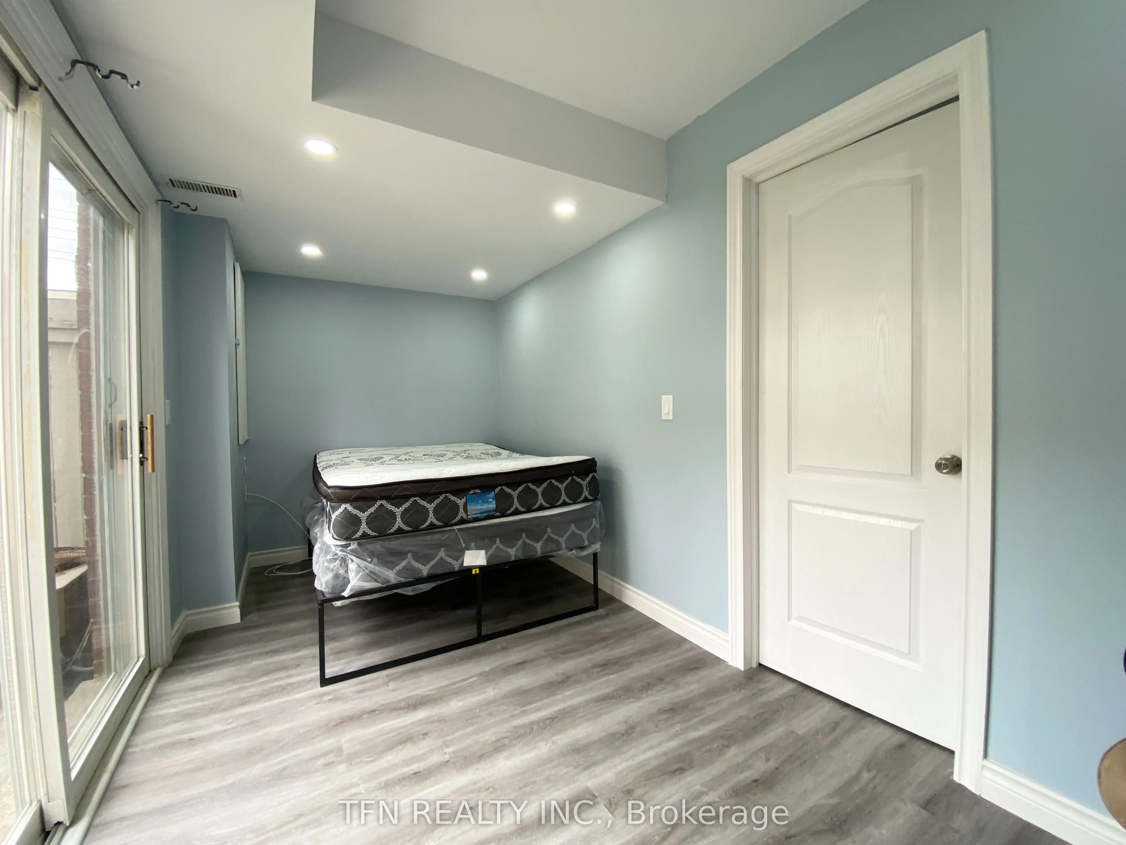 3020 Cedarglen Gate #42