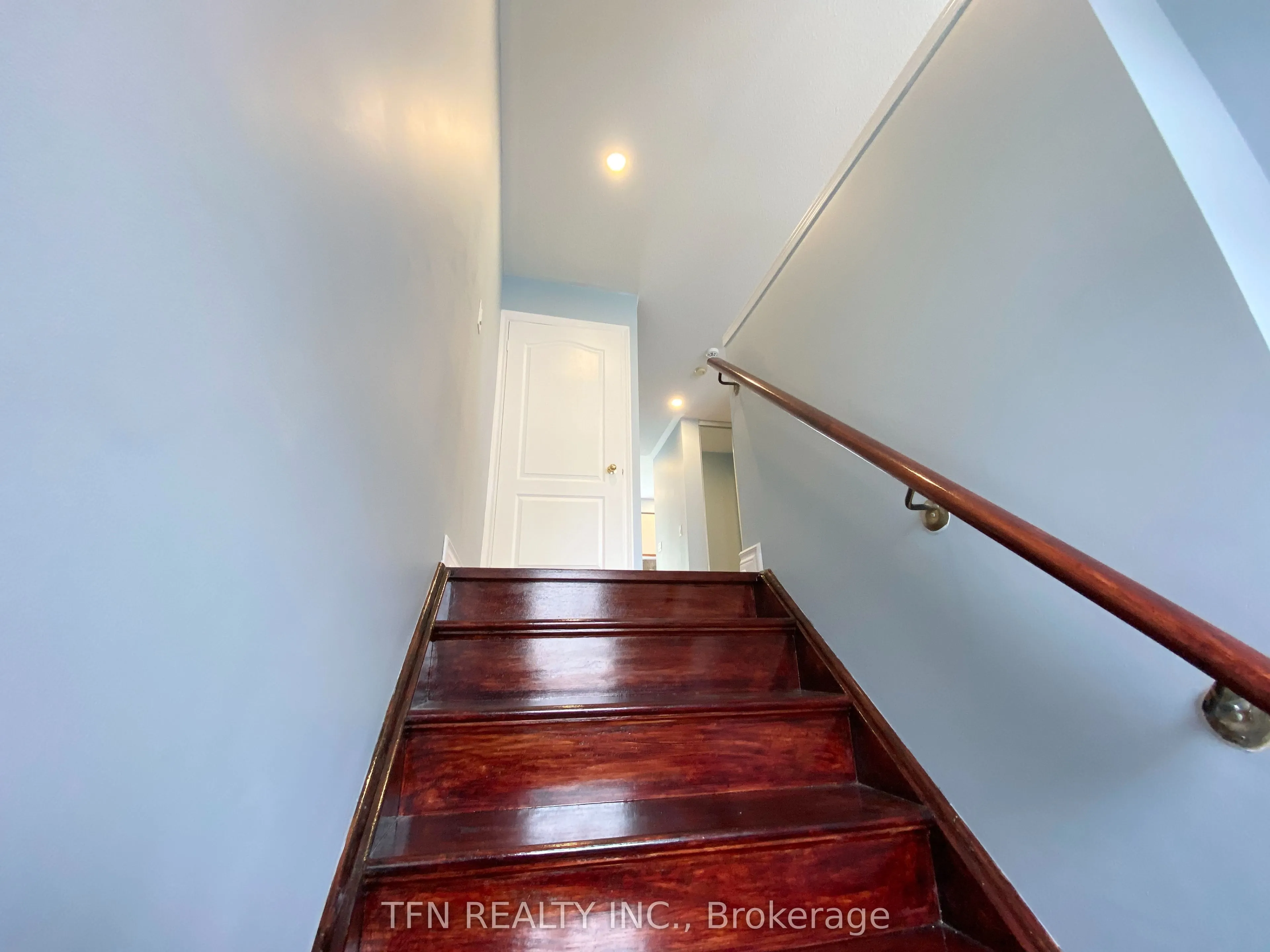 3020 Cedarglen Gate #42