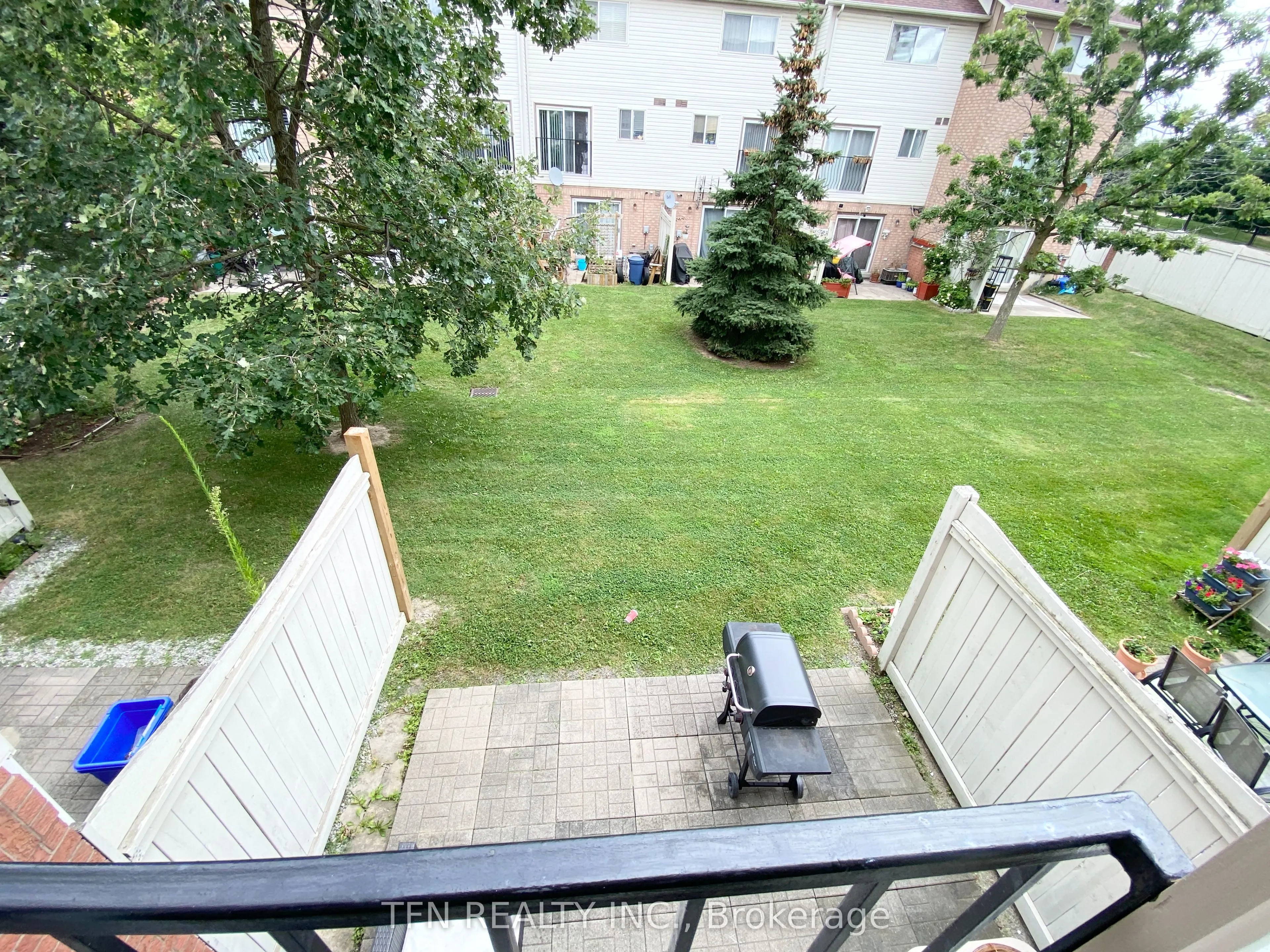 3020 Cedarglen Gate #42