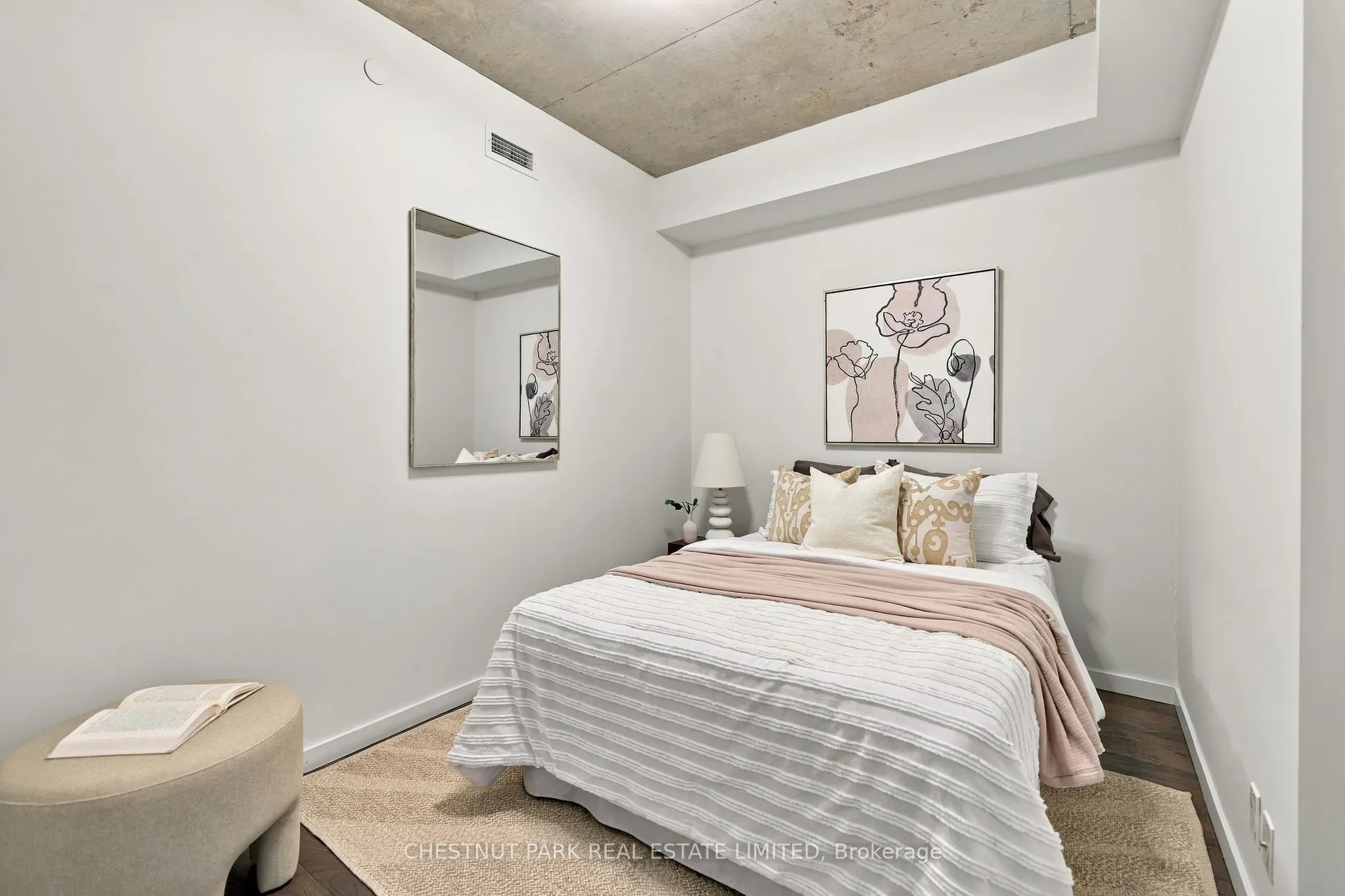 383 Sorauren Avenue #317