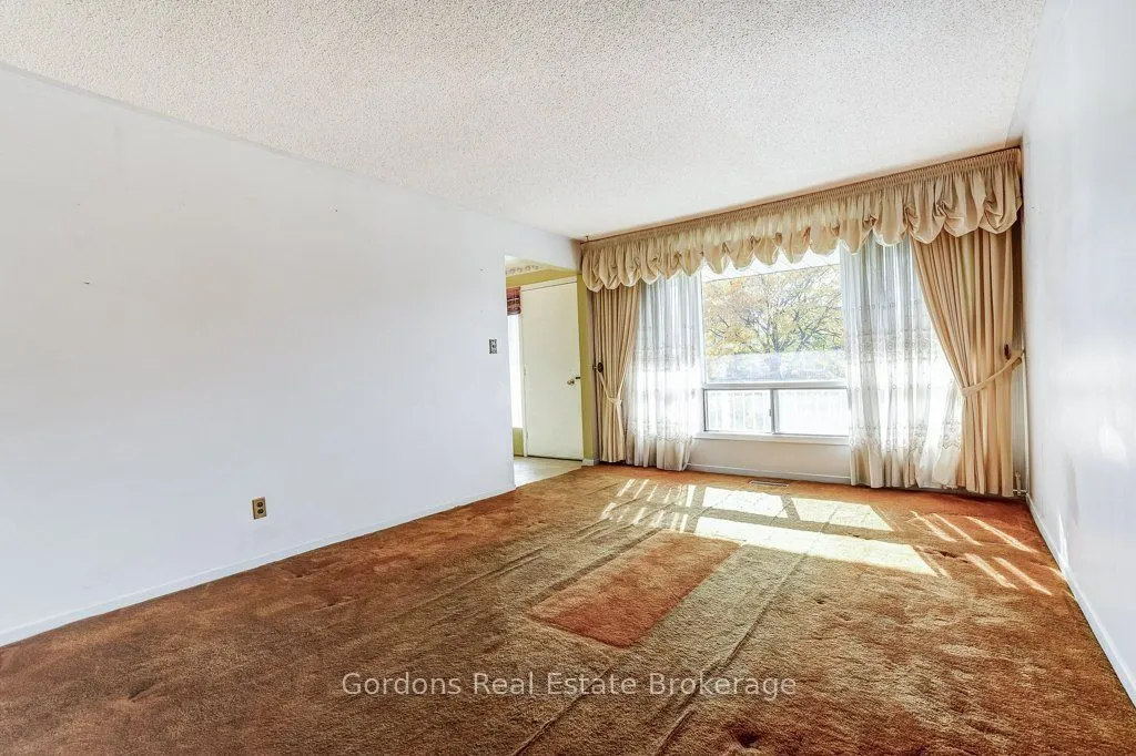 7451 Catalpa Road