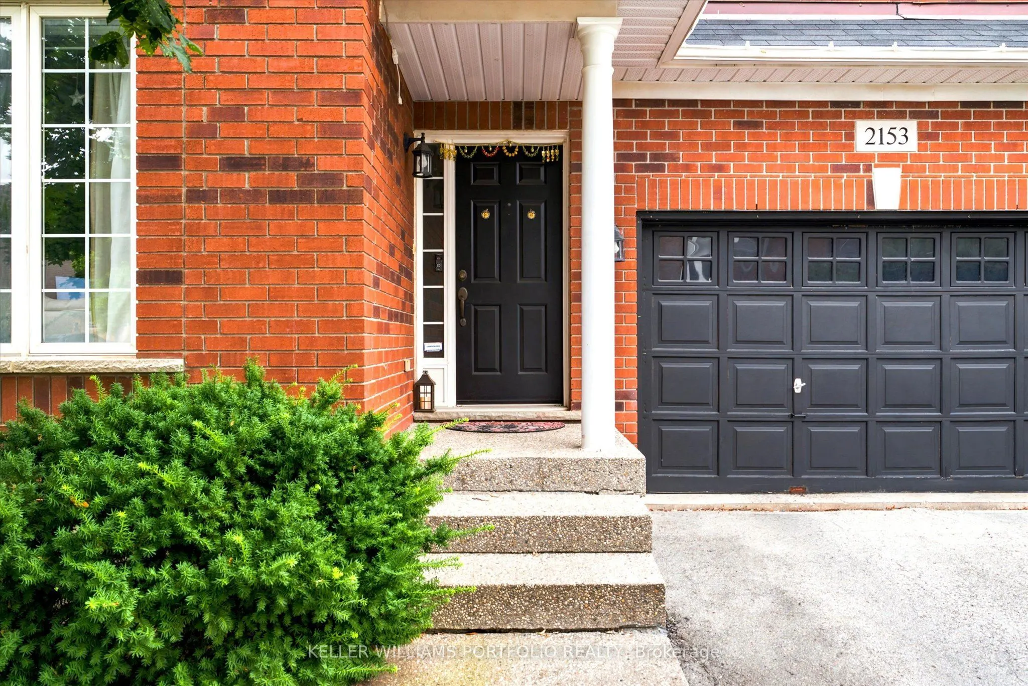 2153 Meadowglen Drive
