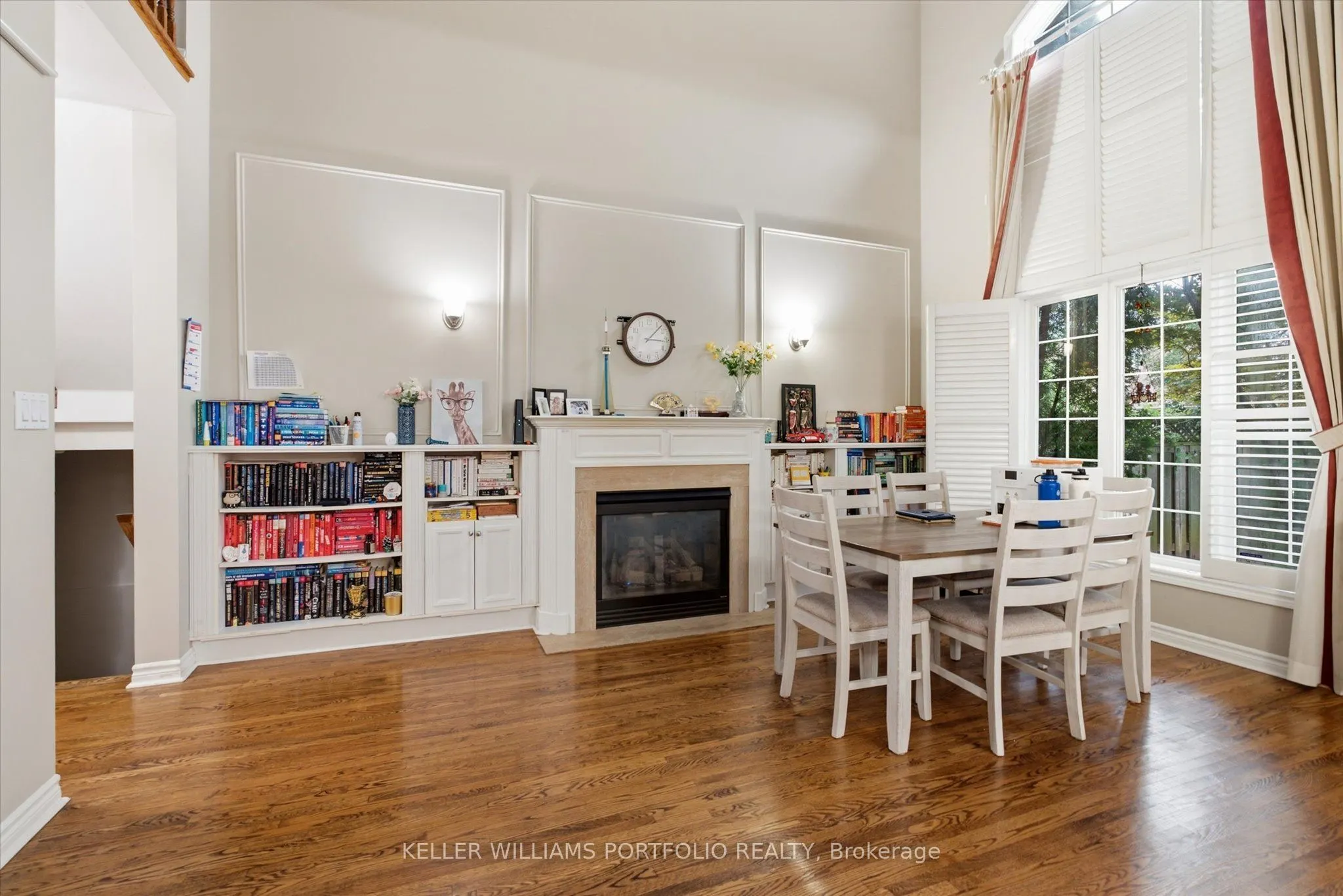 2153 Meadowglen Drive