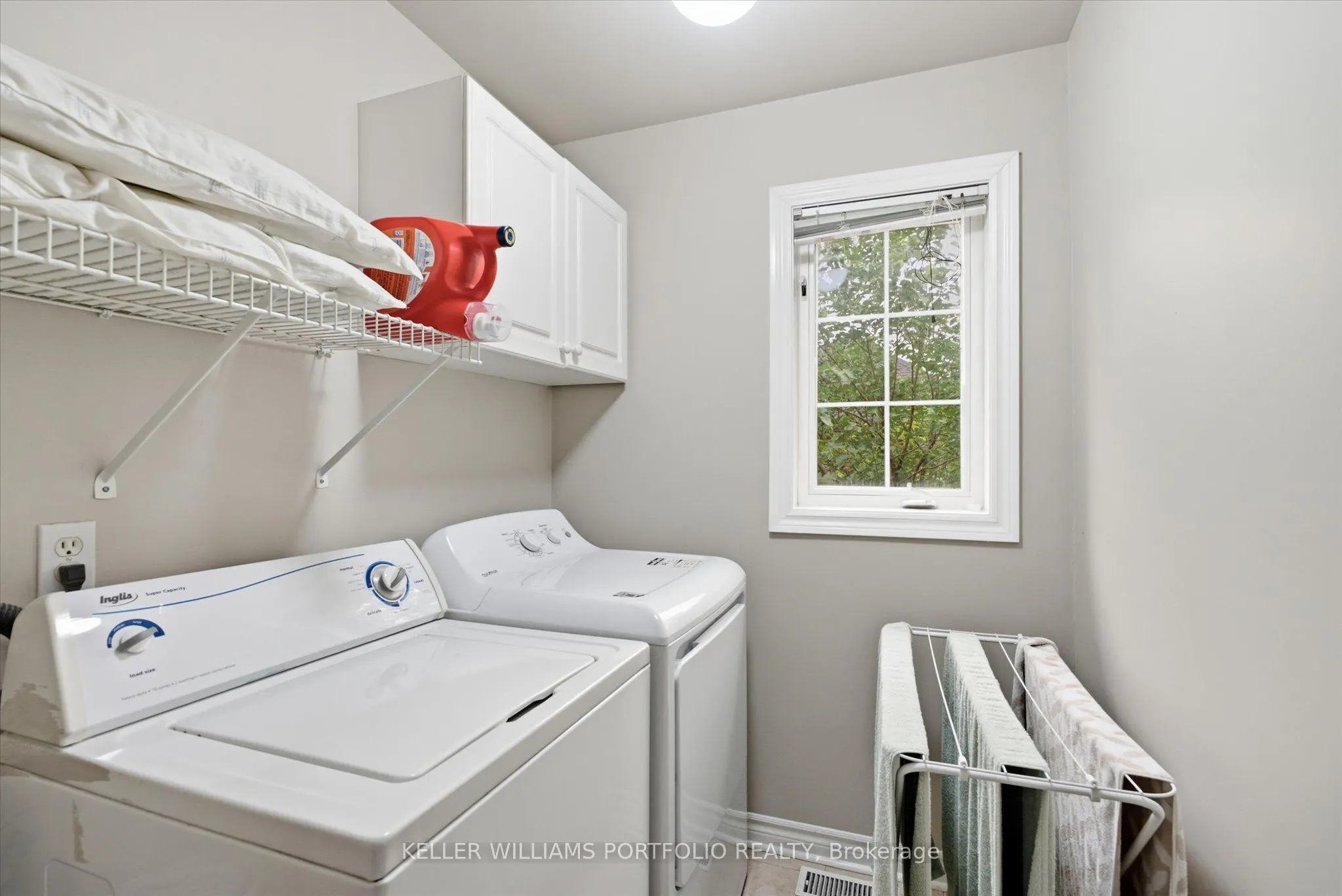 2153 Meadowglen Drive