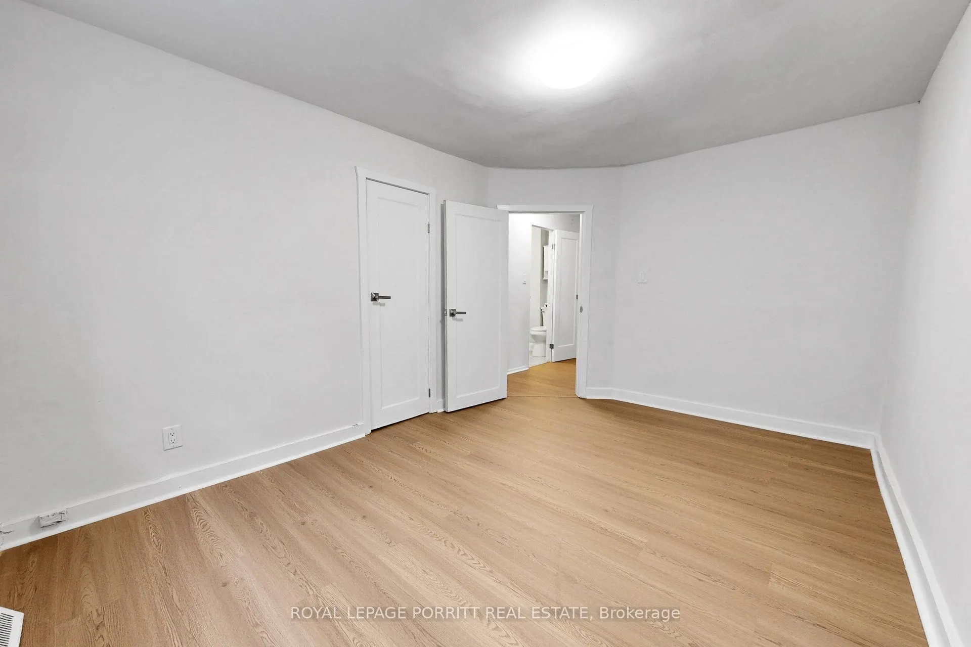 3399A Lake Shore Boulevard W