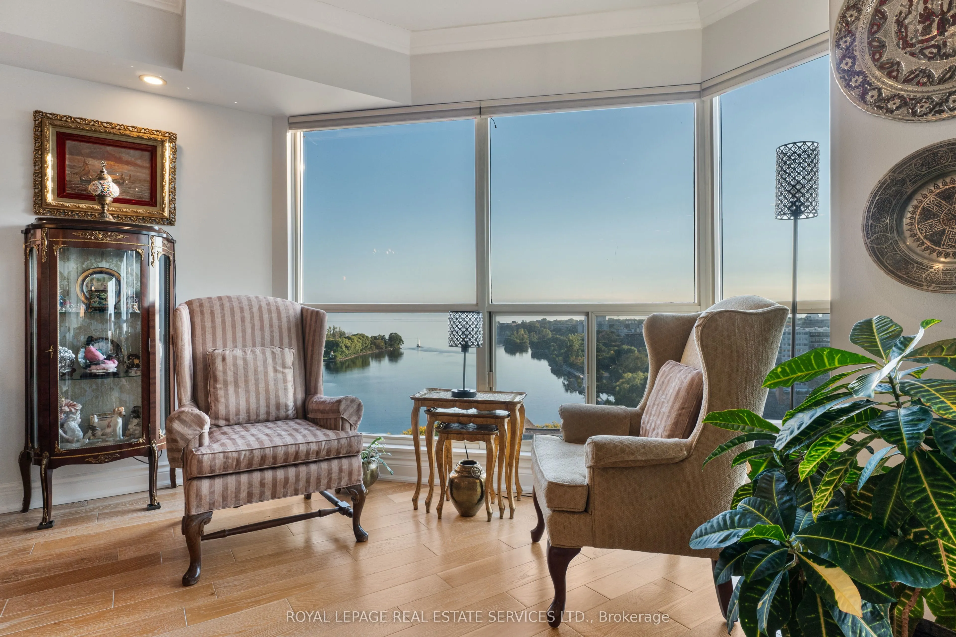 2267 Lake Shore Boulevard W #1304