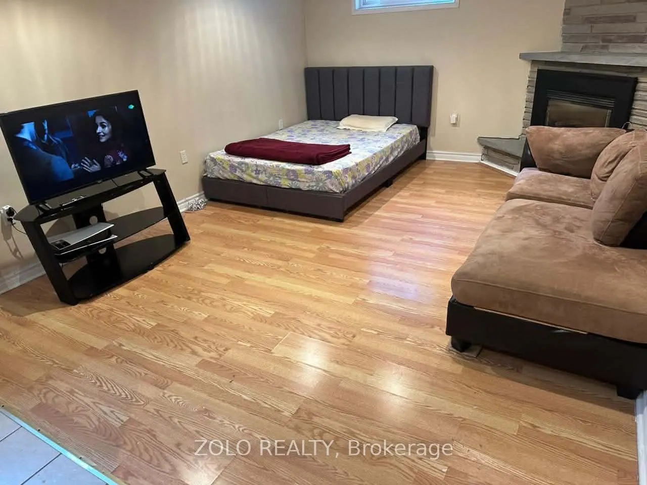 12 Quinby Court