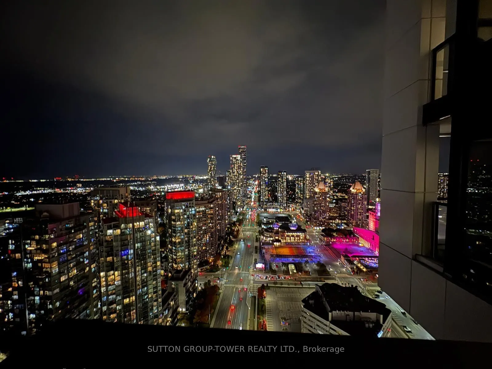 4015 The Exchange #4304