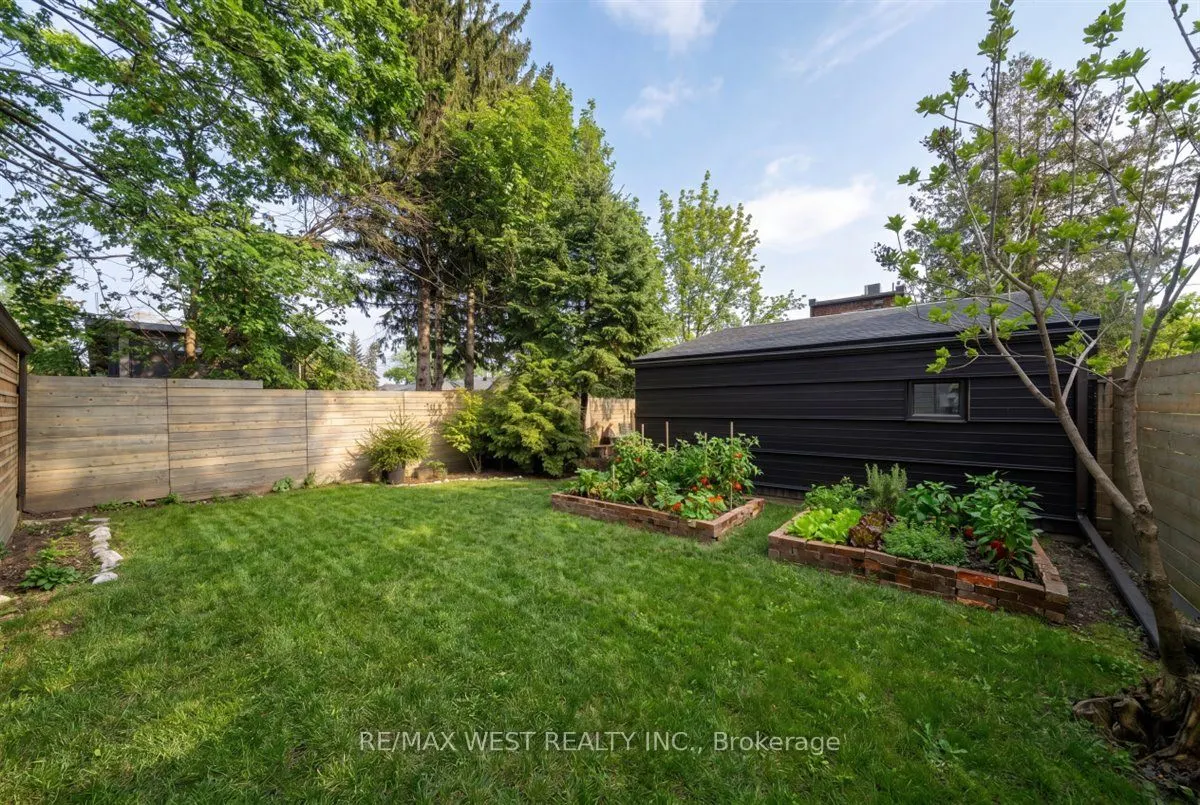 38 Smithfield Drive