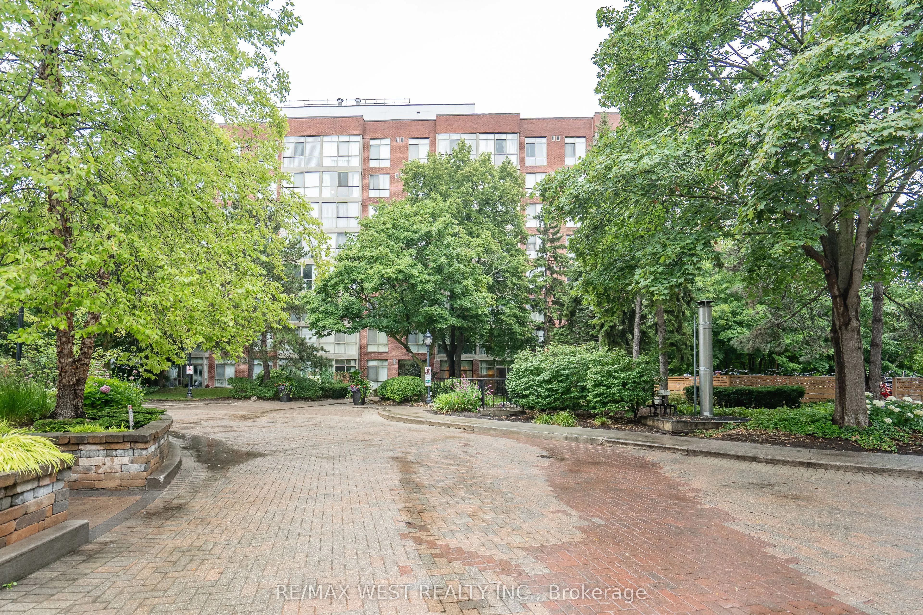 24 Southport Street #749