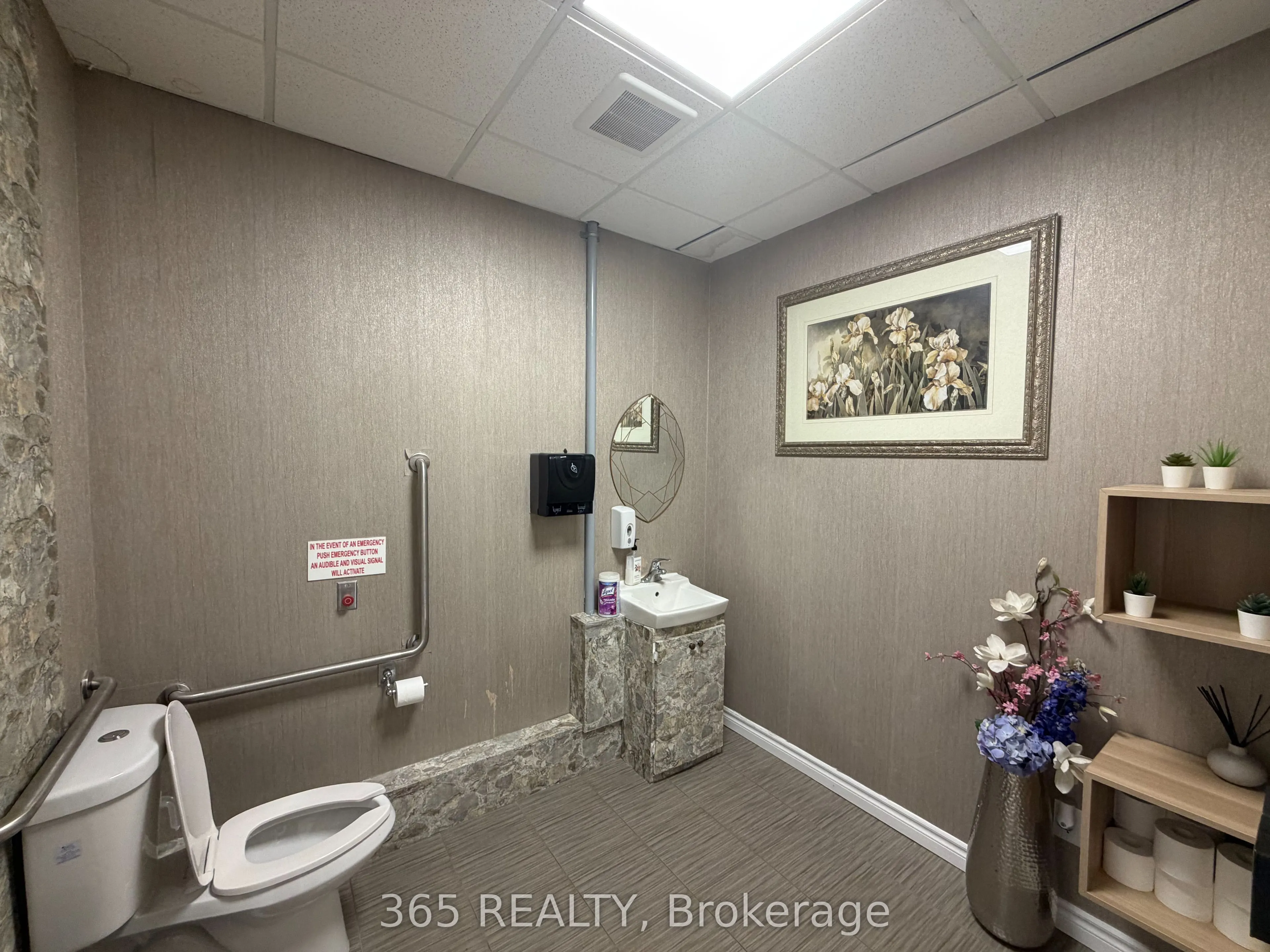 225 Speers Road #6