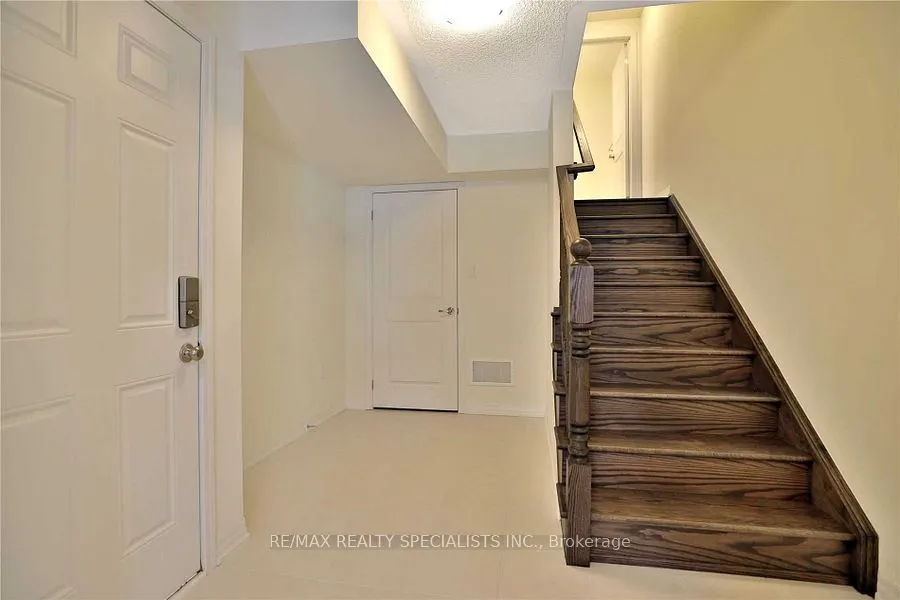 138 STORK Street