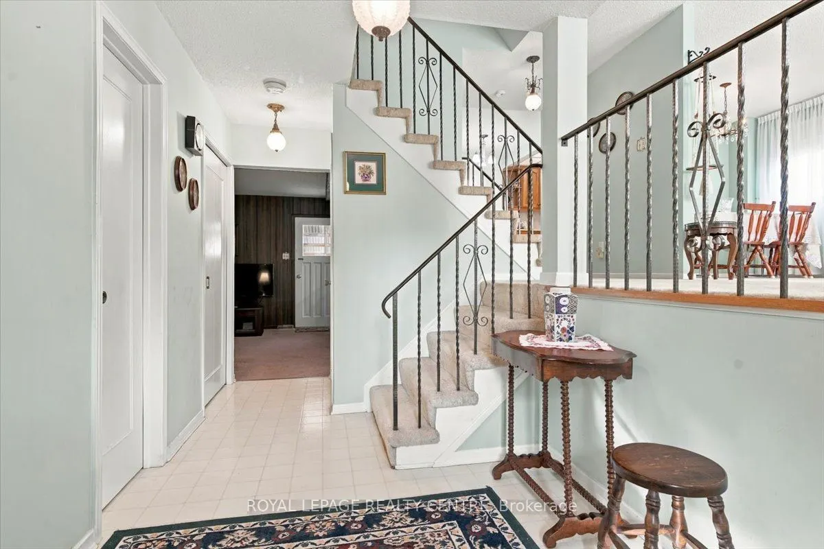 3516 Pitch Pine Crescent