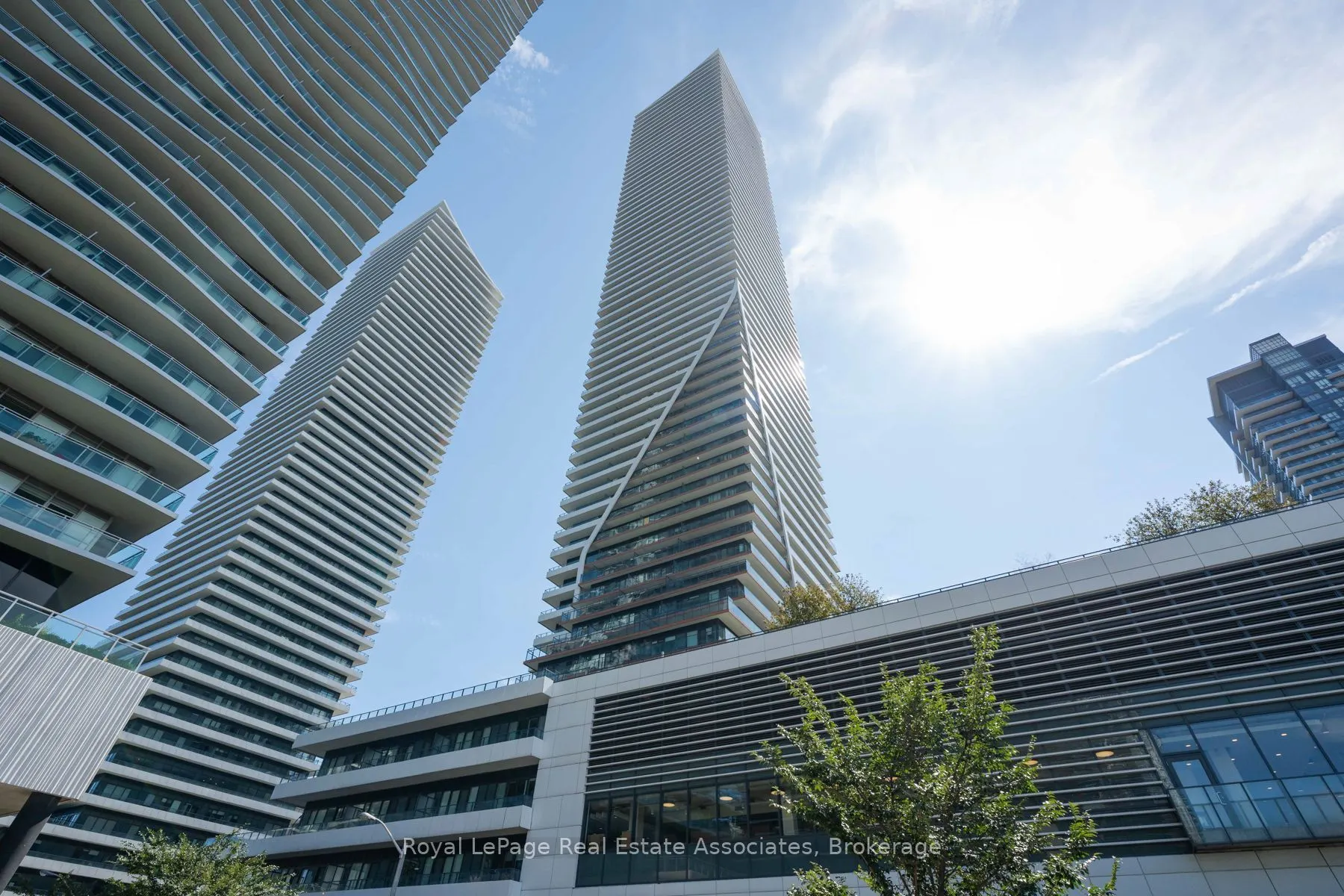 30 Shore Breeze Drive #6104