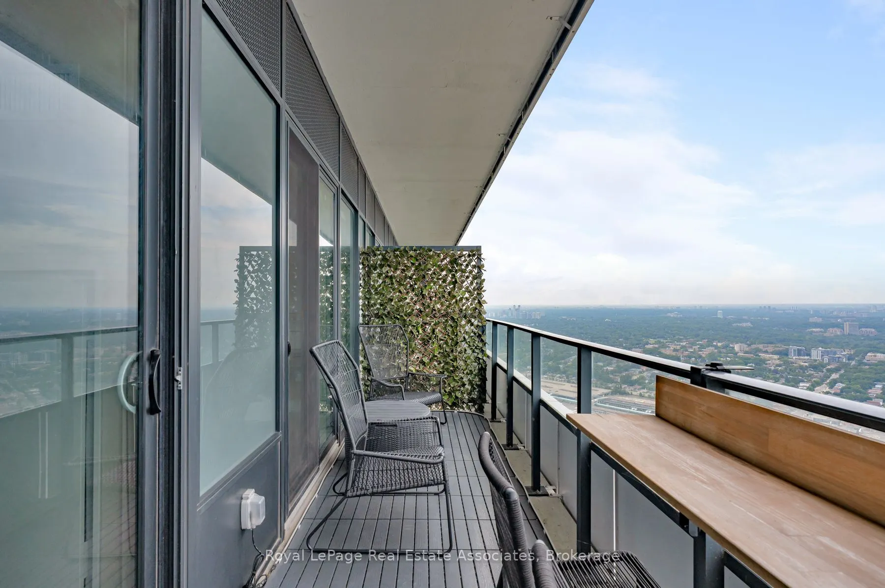 30 Shore Breeze Drive #6104