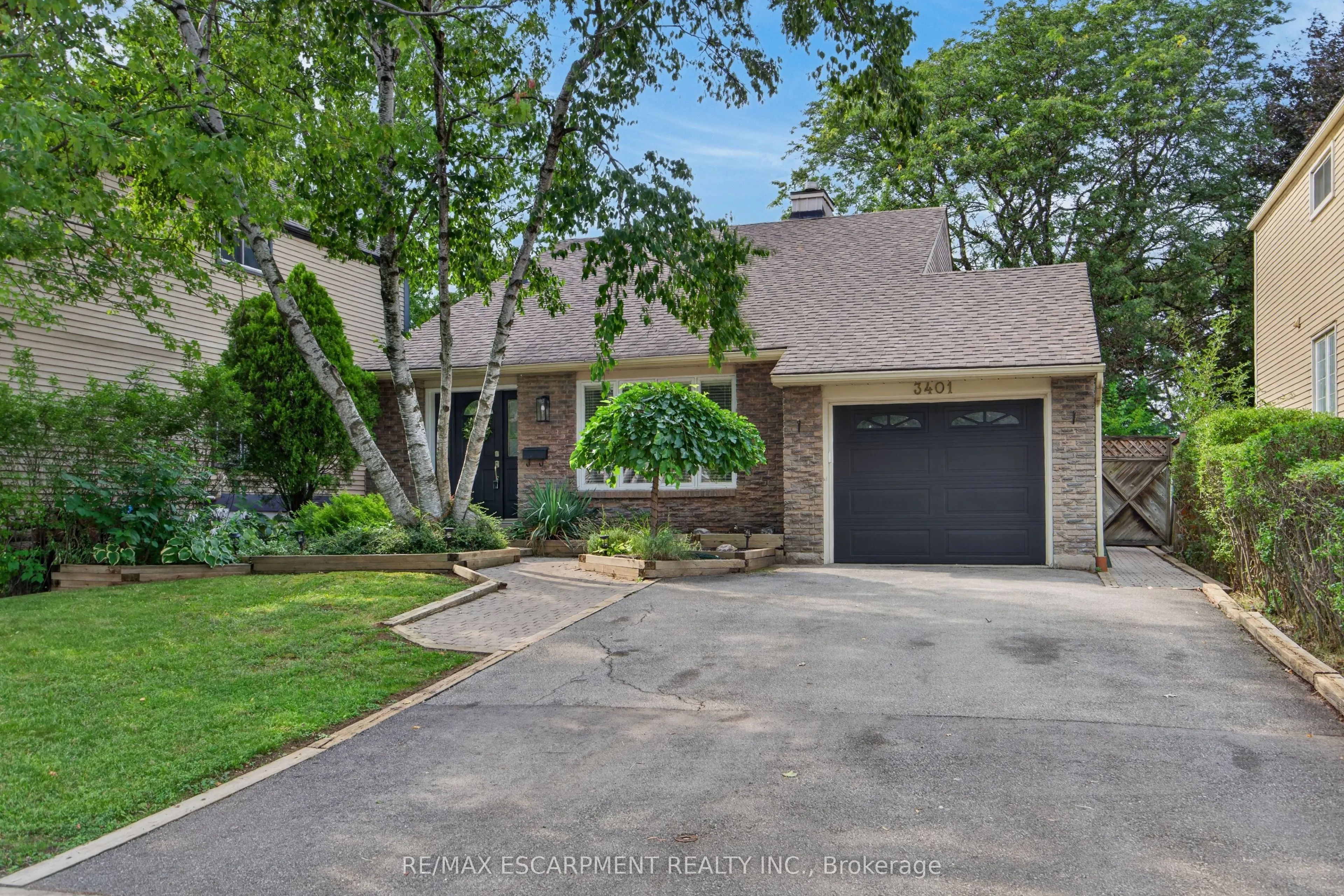 3401 Rockwood Drive