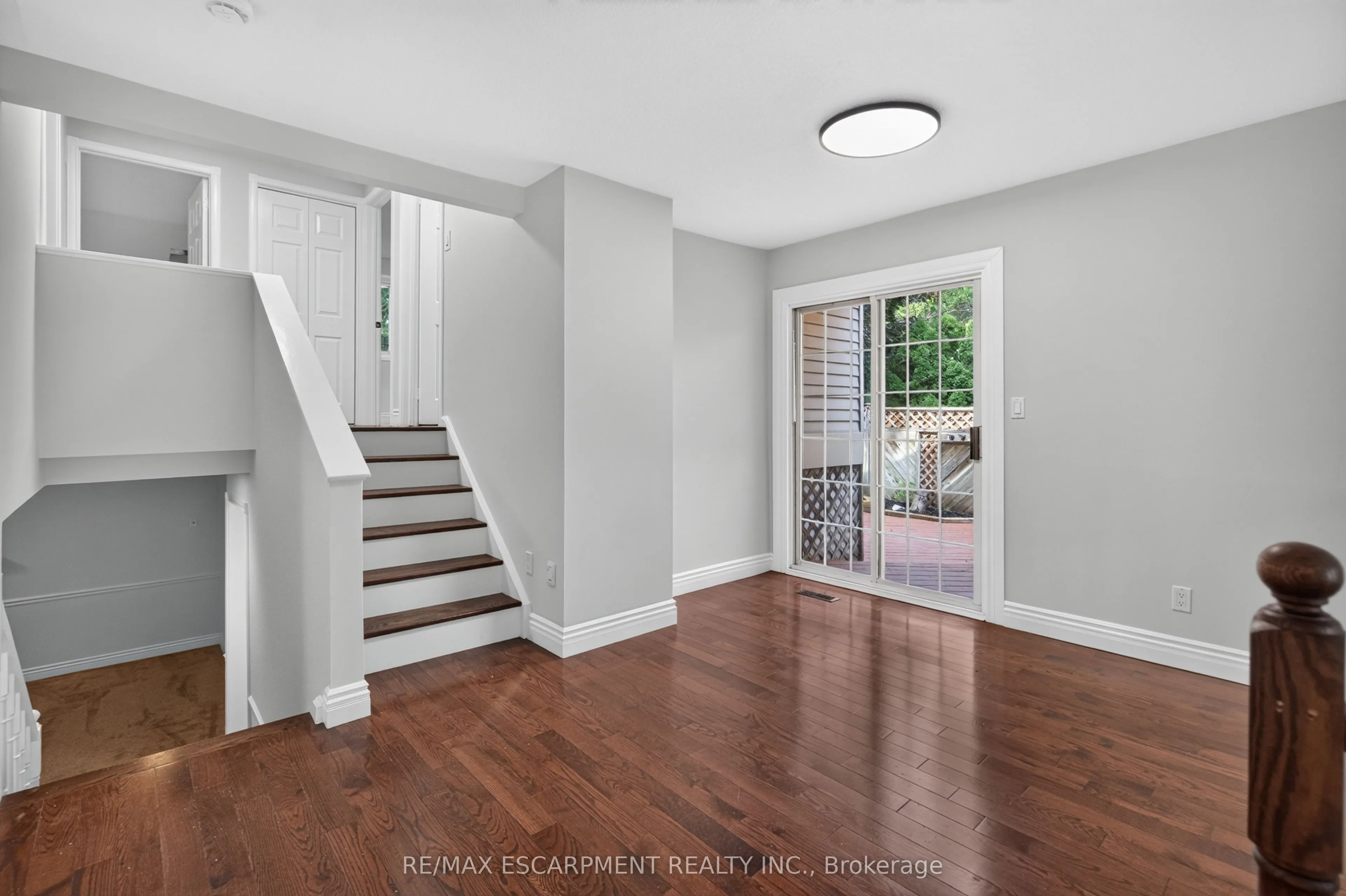 3401 Rockwood Drive
